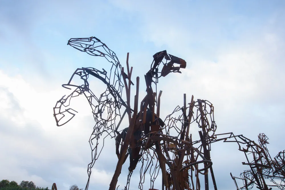 The Last Charge, Sculpture by the Sea Bondi 2017, Photo: Gareth Carr