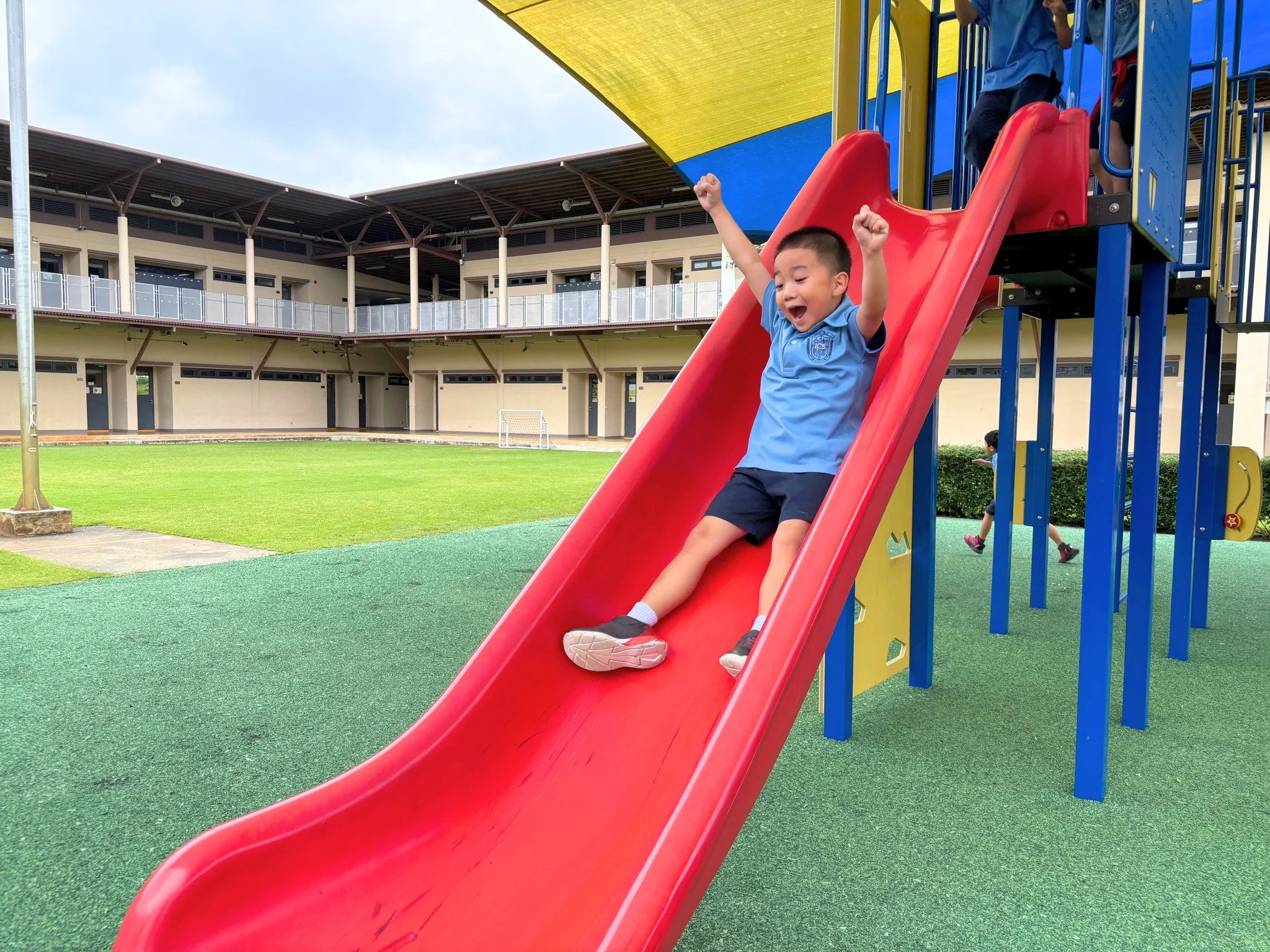 Sliding into October Break like&hellip; 😄💛

Wishing everyone a fun and restful week! 

Friendly reminder: the office will also be closed during the break and will reopen on Monday, October 27th. Enjoy your time off, Bears! 🐻✨

#ICSUD