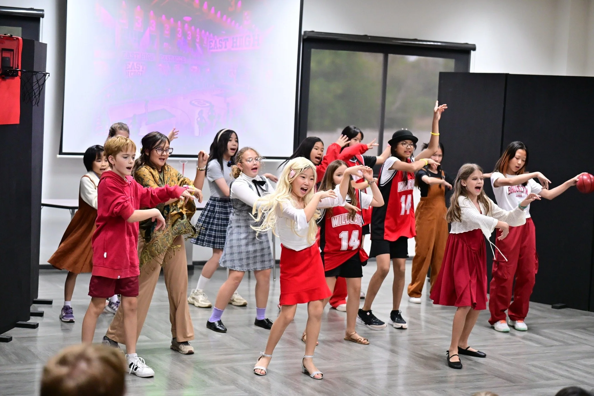 Quarter 3 After School Activities start next week! 🎭🏀💃🏼
We can&rsquo;t wait for students to jump back into exploring new skills, trying new things, and having tons of fun. Check out these throwback photos from previous activities!

#ICSUD #ICSUDa