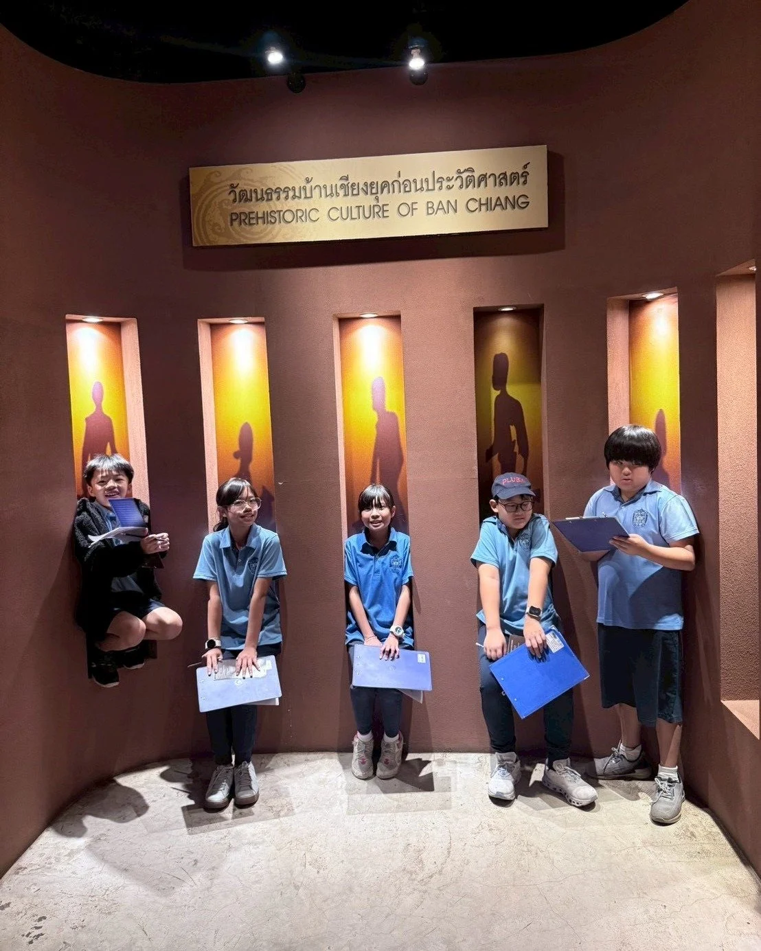Our 5th graders traveled back 5,000 years in time at Ban Chiang! 🏺✨
They explored ancient civilizations, created and painted their own pottery, and enjoyed a fun museum scavenger hunt.
A day full of history, hands-on learning, and discovery! 🌍
#ICS