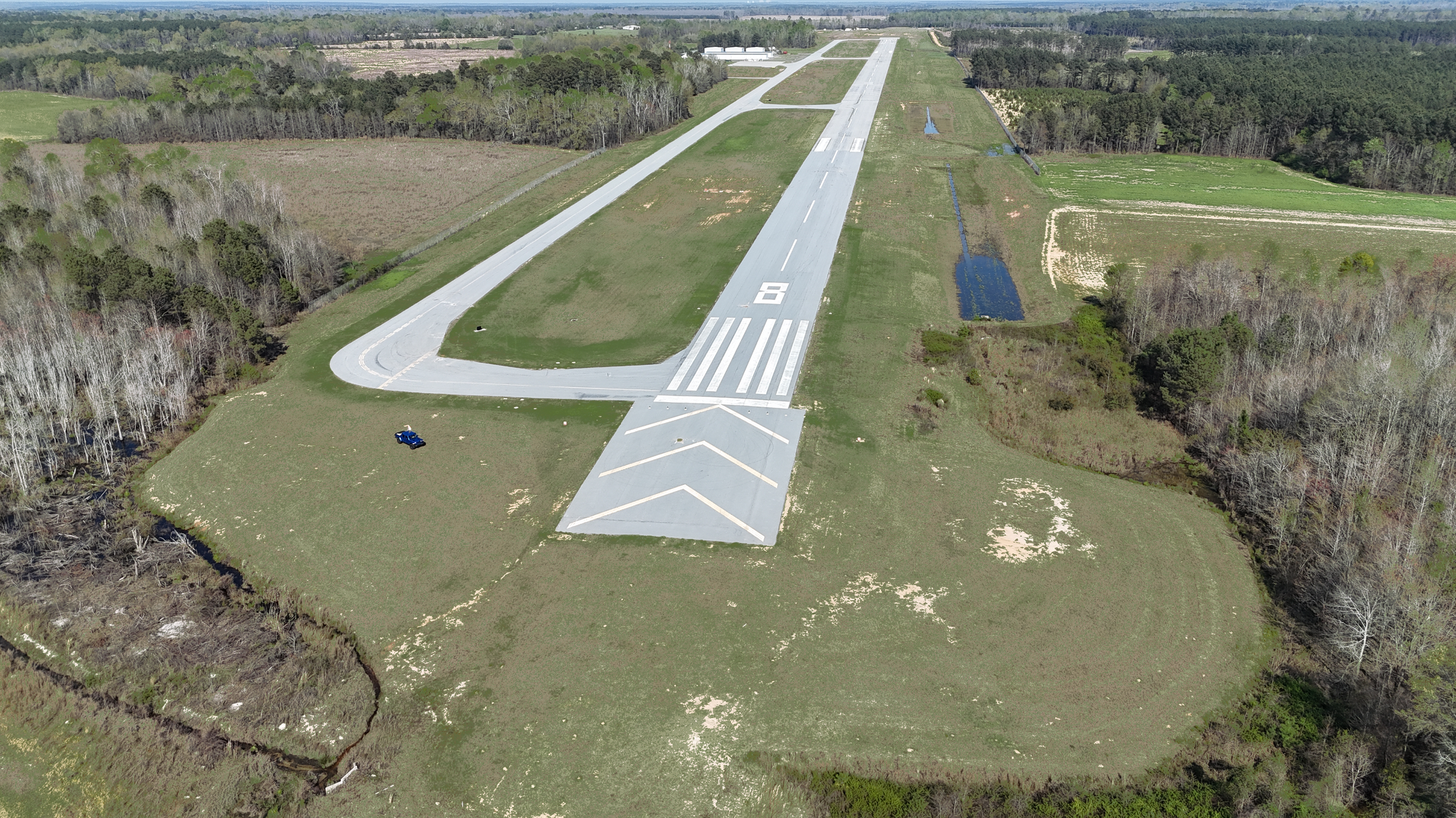 2026_BXG_Runway_green.png