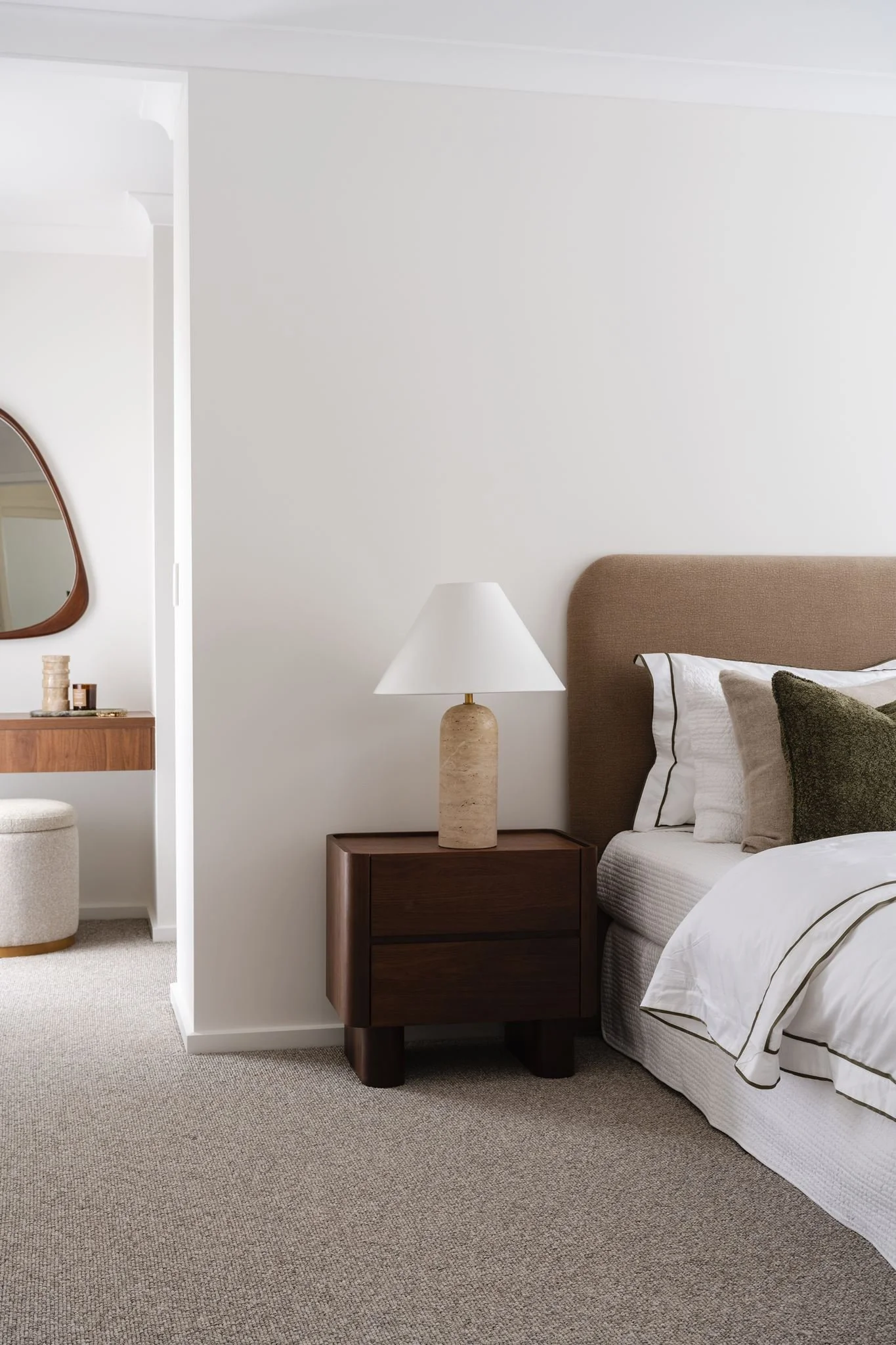 Angela-Smith-Interiors-Gordon-Bourke-Homes-4