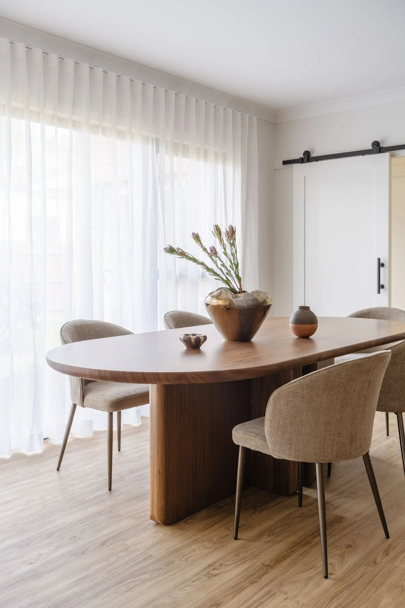 Angela-Smith-Interiors-Gordon-Bourke-Homes-22