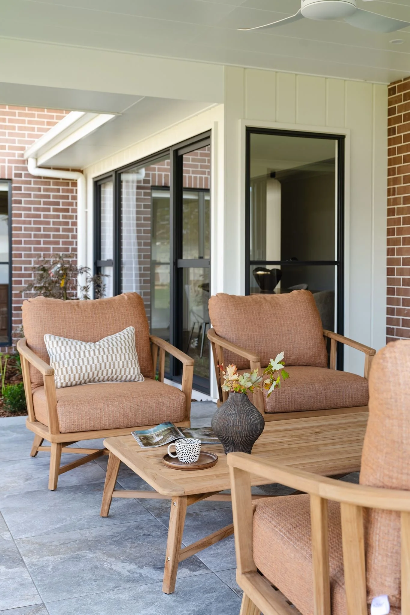 Angela-Smith-Interiors-Gordon-Bourke-Homes-18