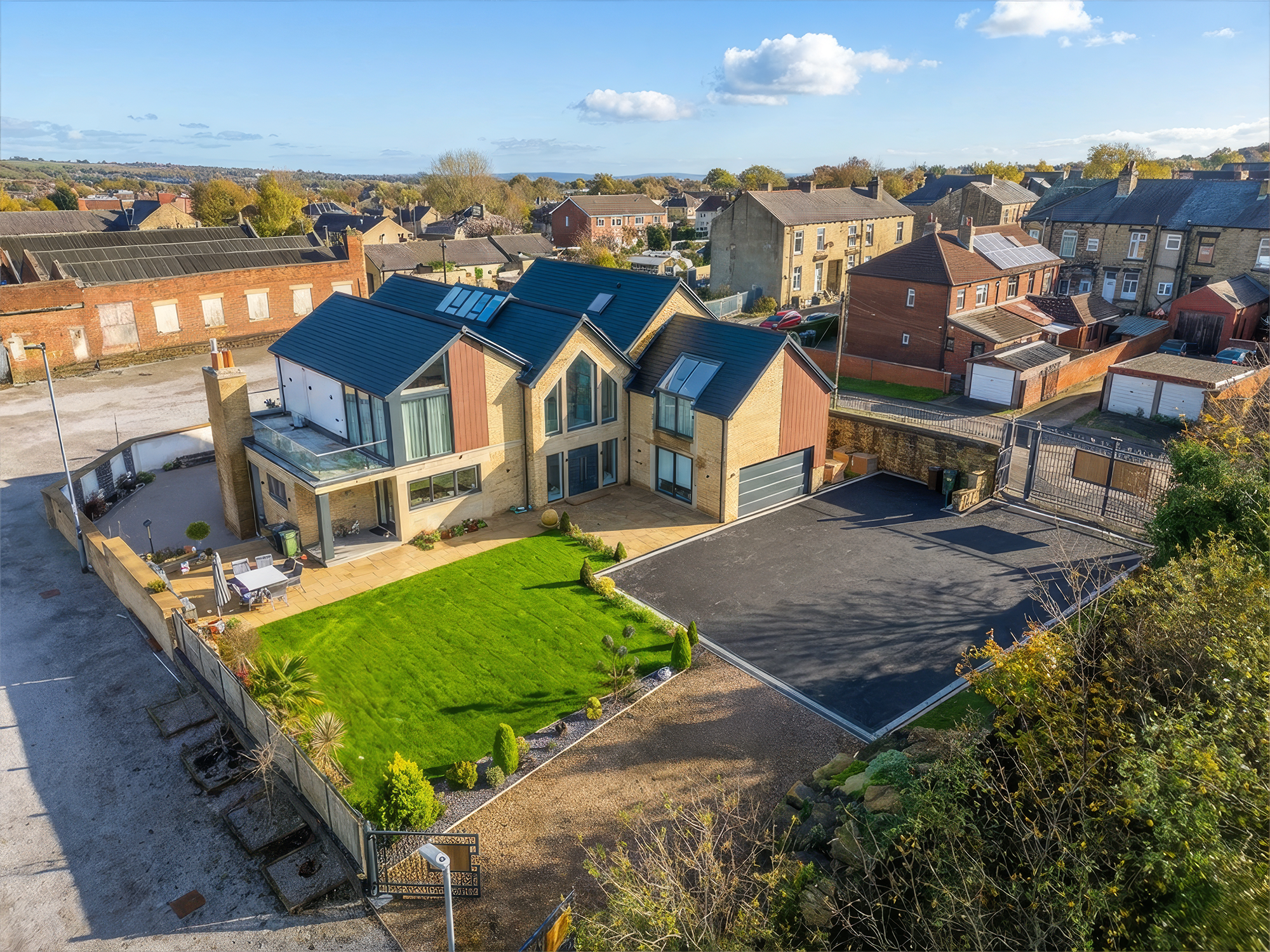 Batley - Exterior7.1.jpg.png