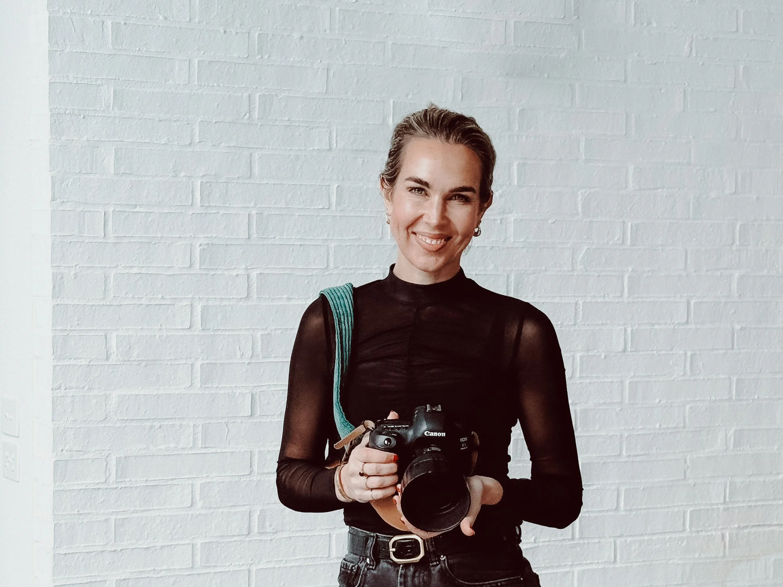 SALLY GOODALL | Capture Your Authentic Style — Book Now