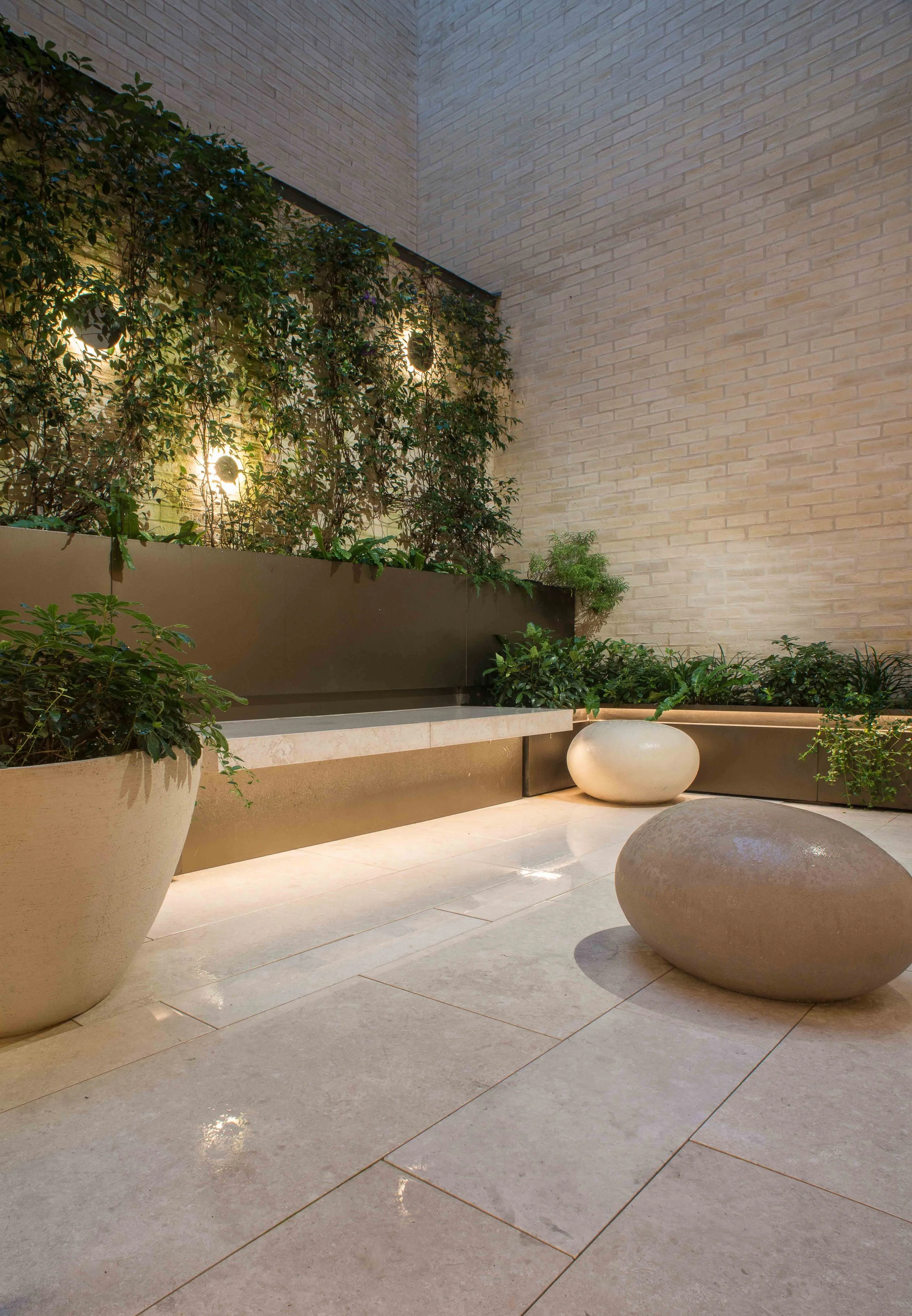St Mary Abbots Place 5054 copyright Charlotte Rowe high res.jpg