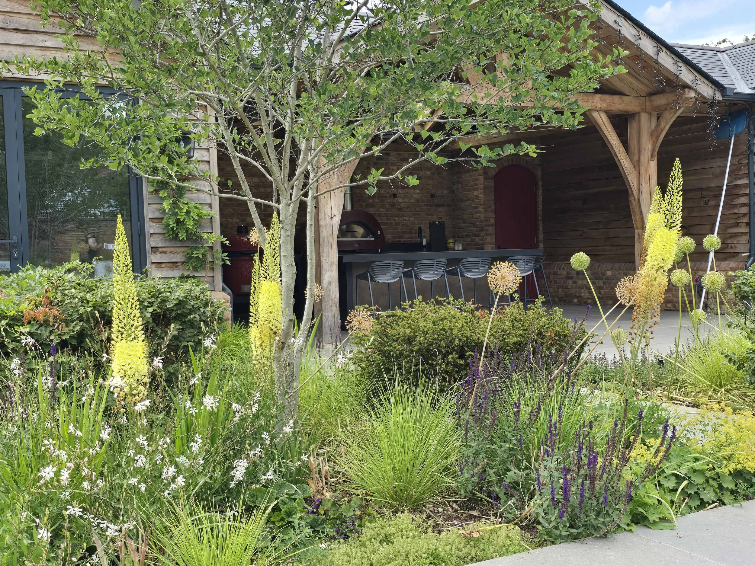 Thicket House_1000044642_copyright Charlotte Rowe high res.jpg