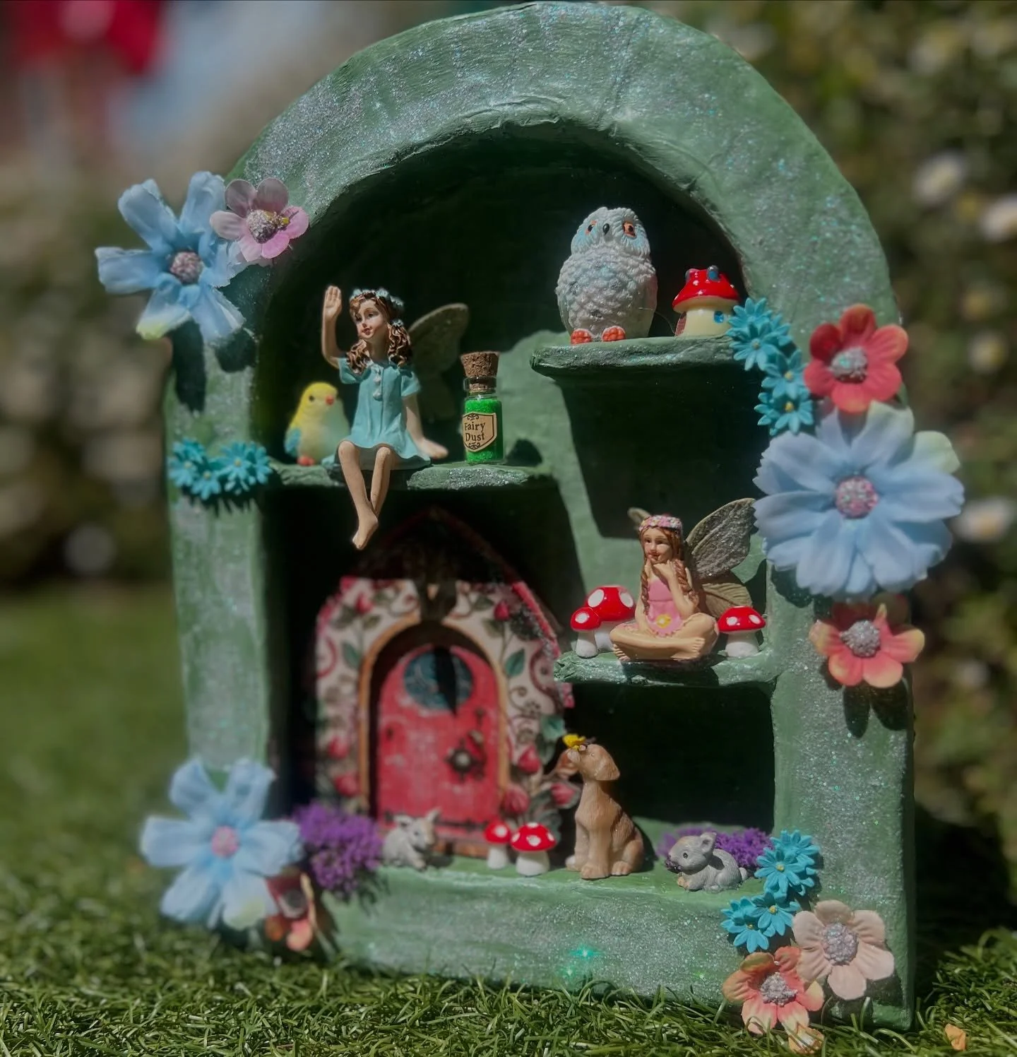 How adorable are these little handmade fairy nooks ✨🧚