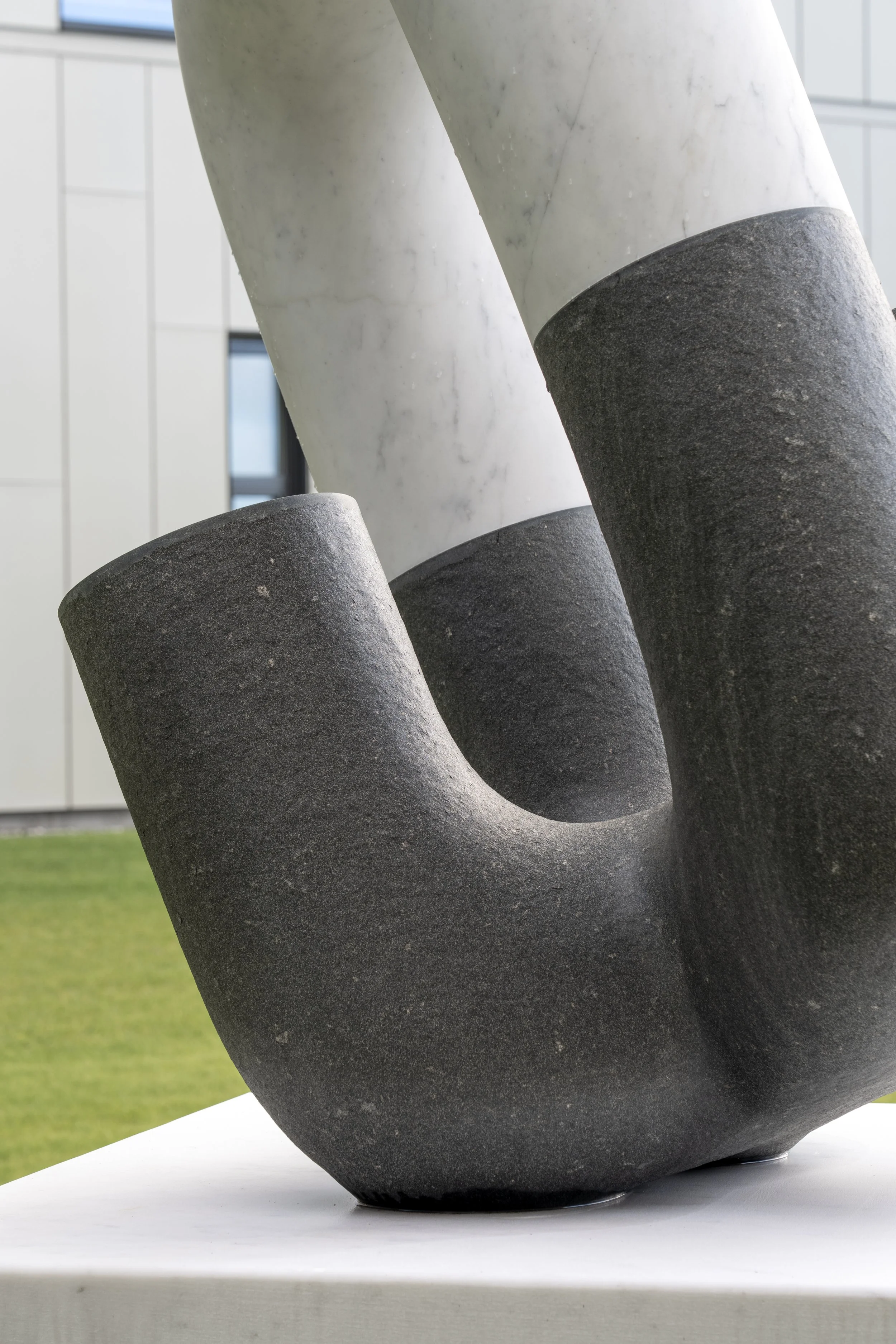 Detalj fra «Hele Livet» av Julia Vance. Foto: Jon Gorospe
