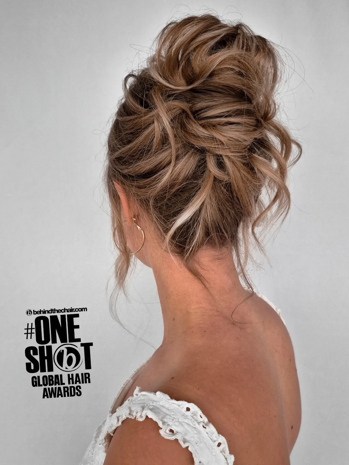 My first #oneshothairawards entry in over 4 years... since becoming a mom🥰❤️
@oneshothairawards @behindthechair_com

Submission for #btconeshot2026_specialeventstyling #oneshothairawards

2026 bride
2027 bride
Innisfil wedding
Innisfil wedding hair
