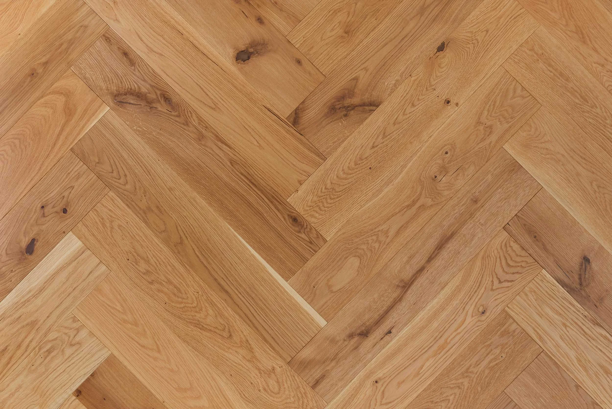 Parquet flooring (herringbone)