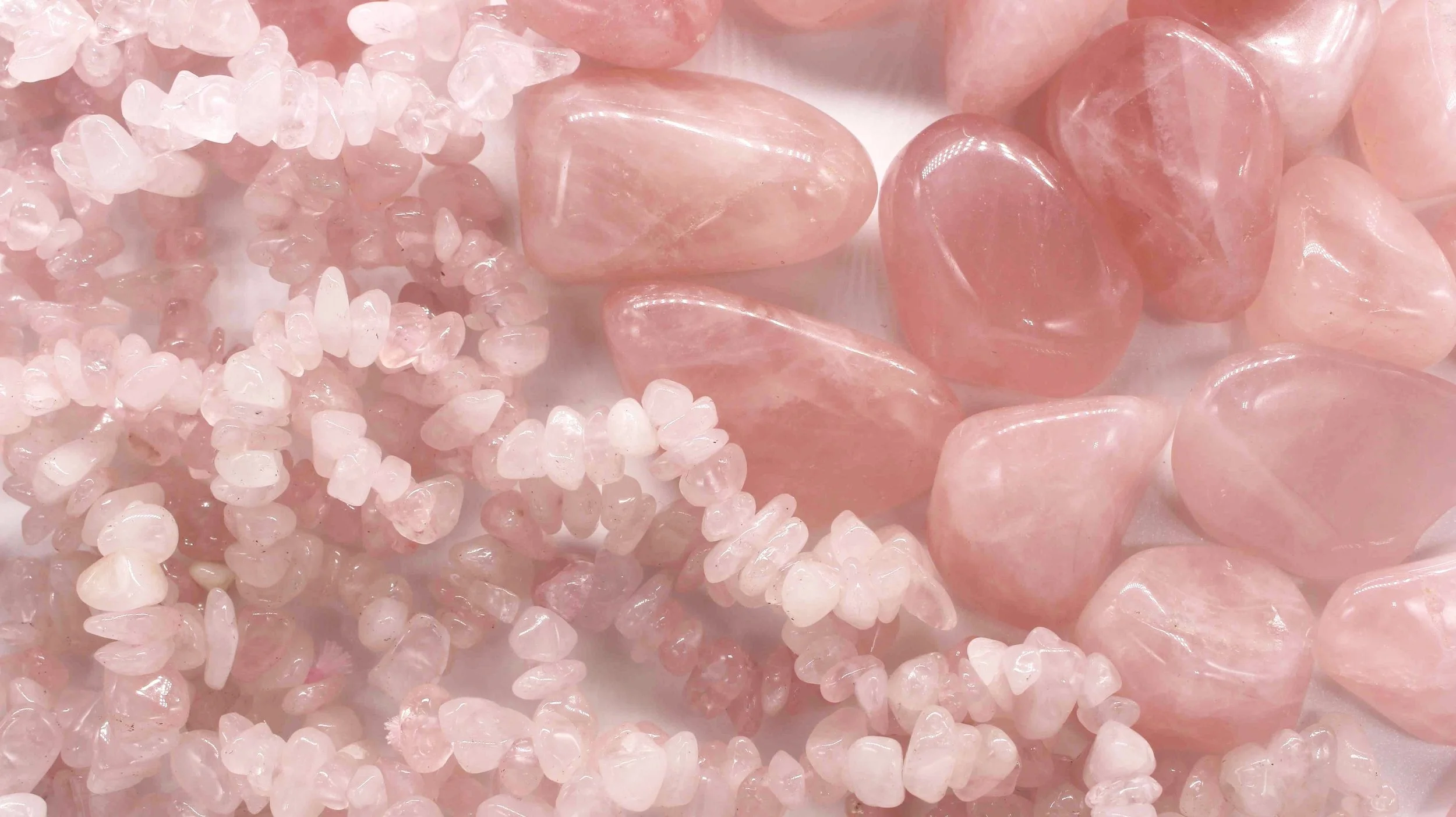 rose quartz tumblestones with rose quartz chip bracelets