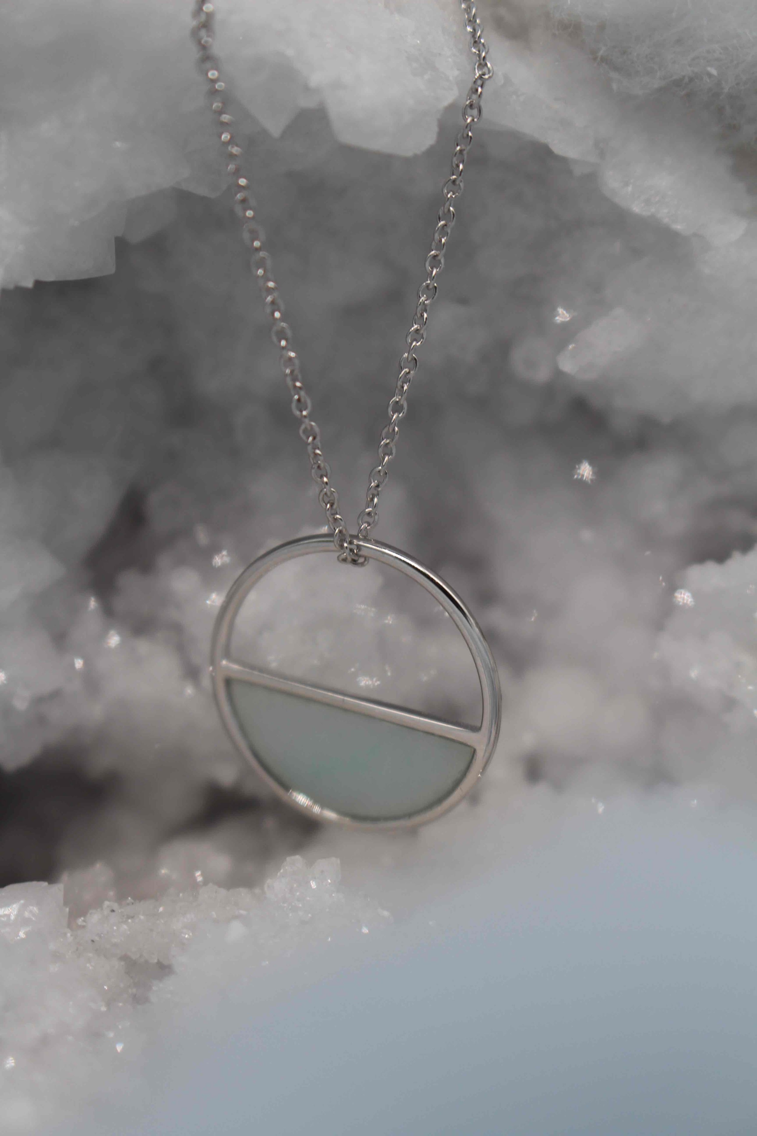 Horizon Necklace