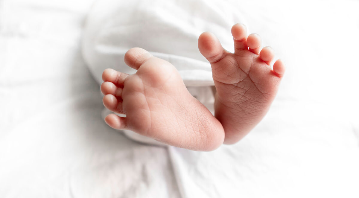 Baby's Feet - Lifestart Foundation