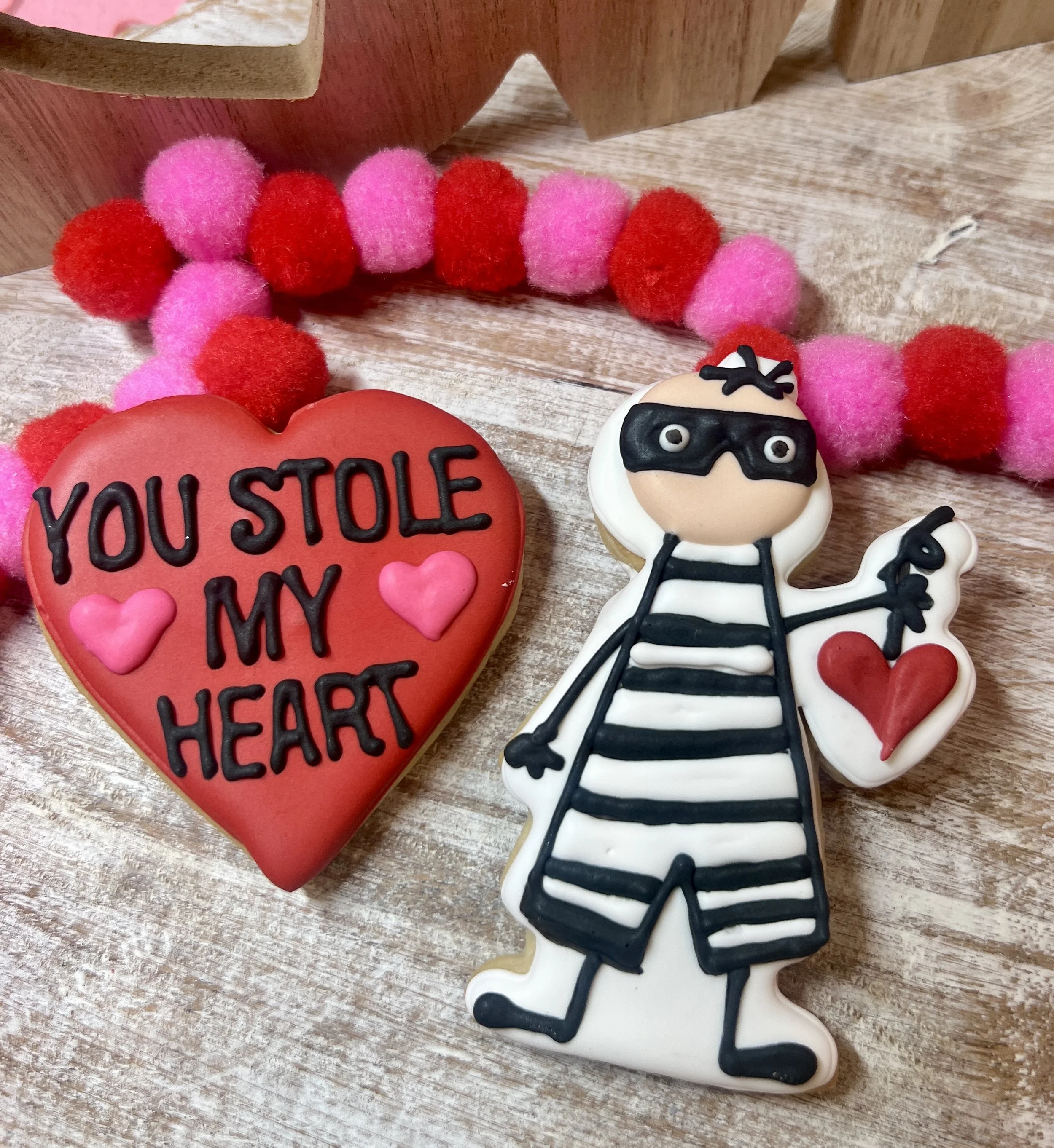 You Stole My Heart & Burglar - 2 piece cookie set