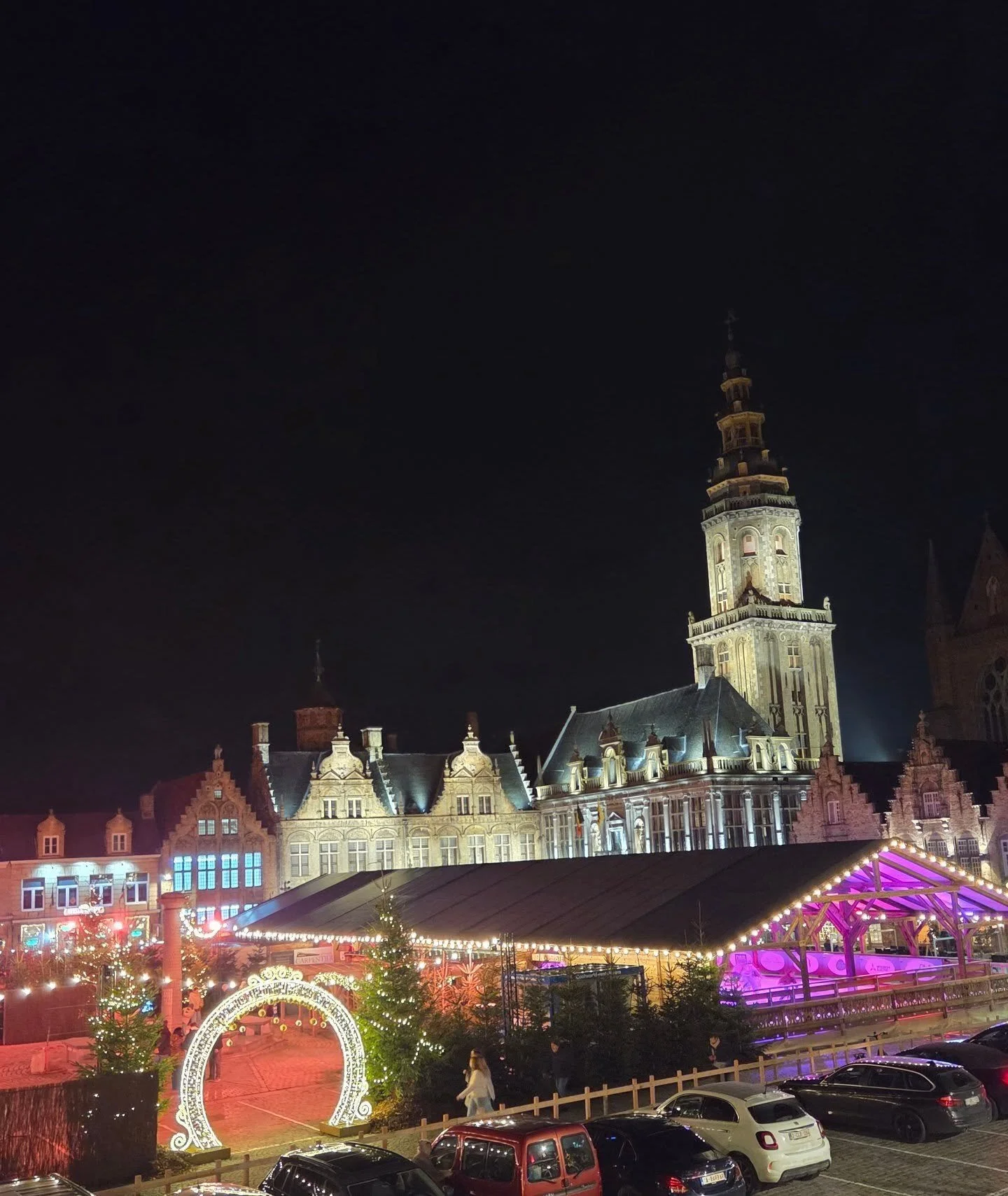 Kerst in @stadveurne 

Eindejaarsactie bij ons🌲

https://www.optiek-rodenbach-balduck.be/
