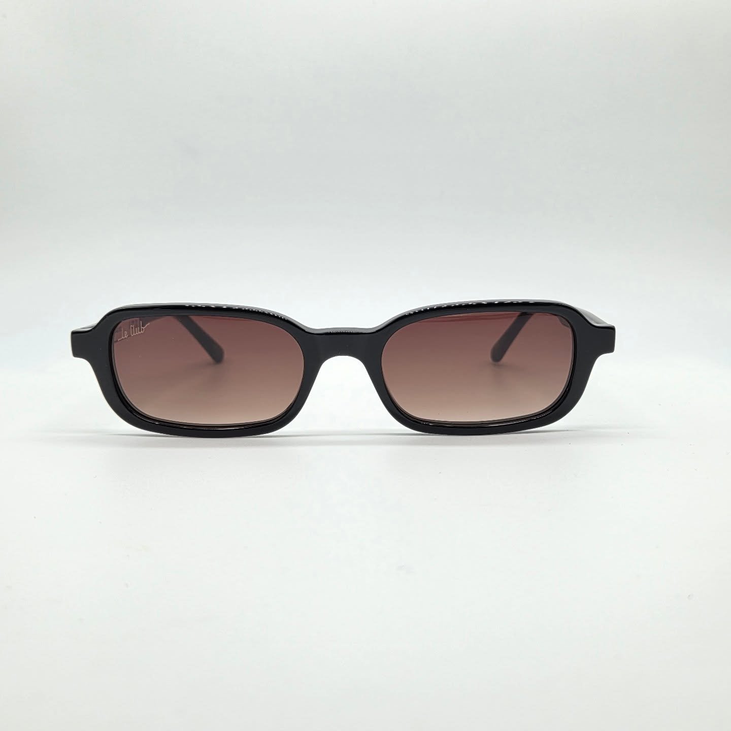 Bescherm uw ogen met dit zonnig weer 🌞

Neem alvast een kijkje in onze online etalage 

https://www.optiek-rodenbach-balduck.be/dames