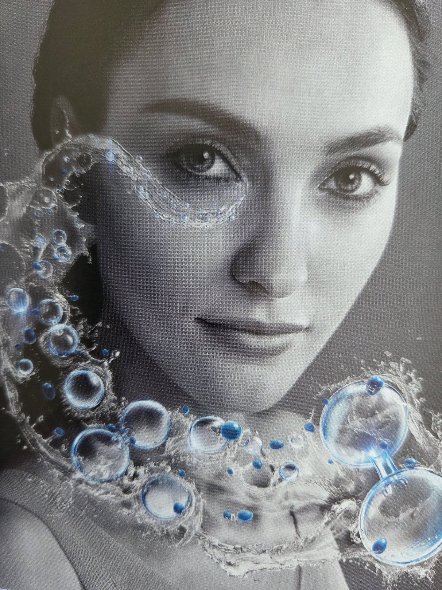 'Veur ne correct ogen blik' adviseren Leonard en Geertrui u graag. 👁

#contactlenzen #monturen #zonnebrillen #Zeissglazen