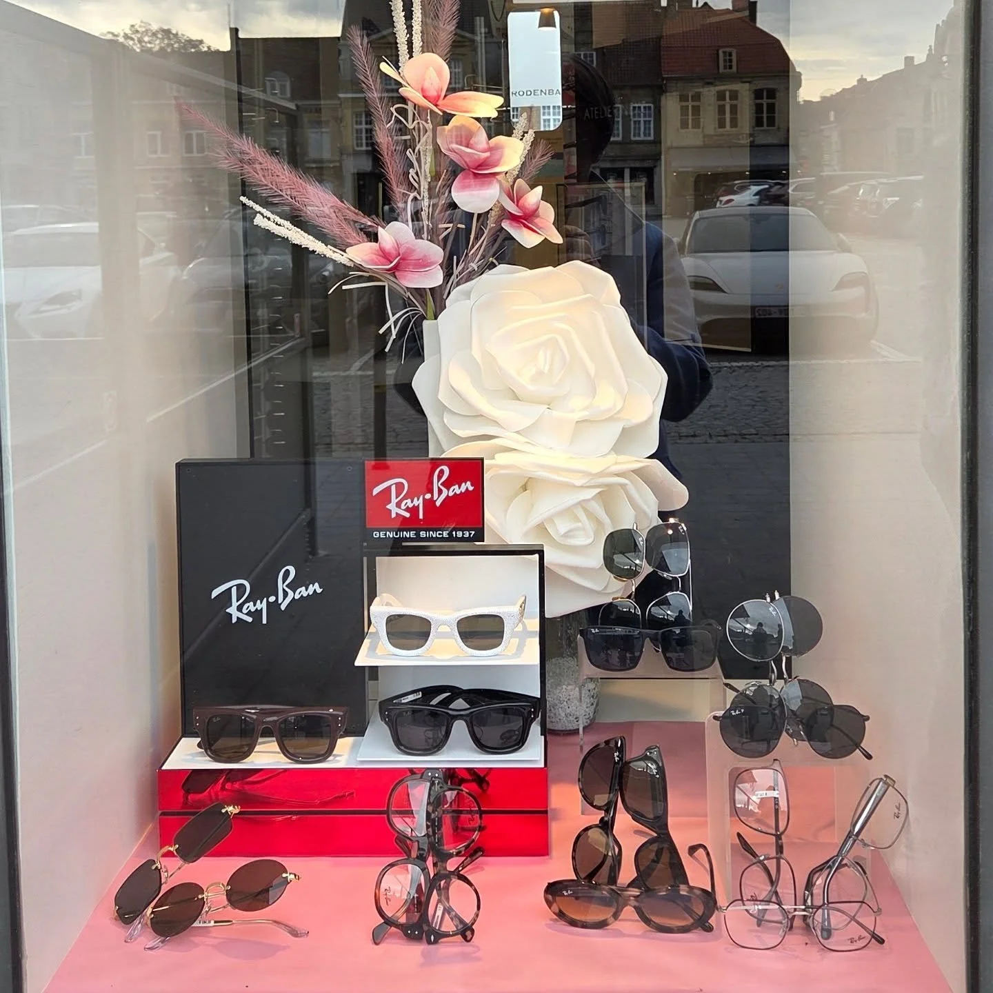 Week van de stenen winkel❤️

Window shopping 🛍 

Moederdag idee&euml;n 🤩