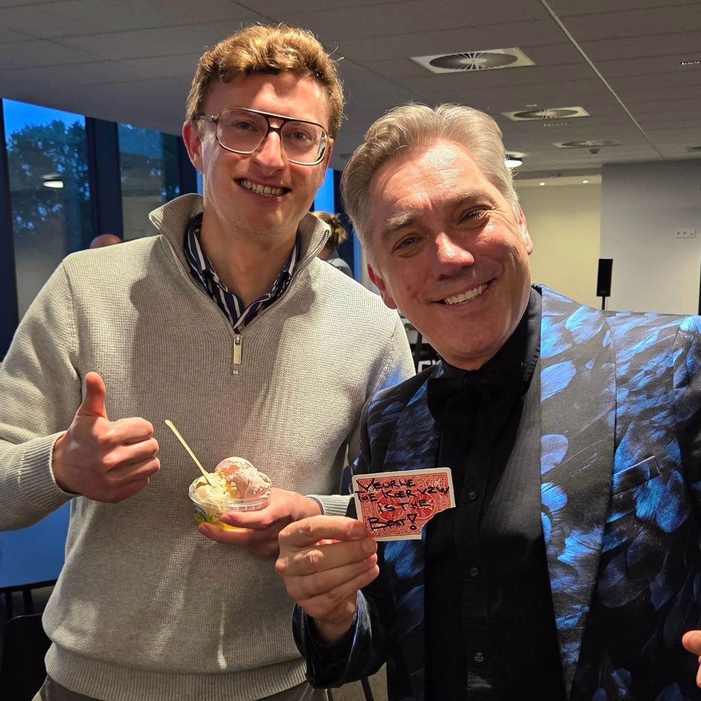 Al goochelend 'VeurneToekoer is the best'🪄

En dat weten wij 😍

#veurnetoekoer
#leonard 
#Veurne 
#kadobonnen