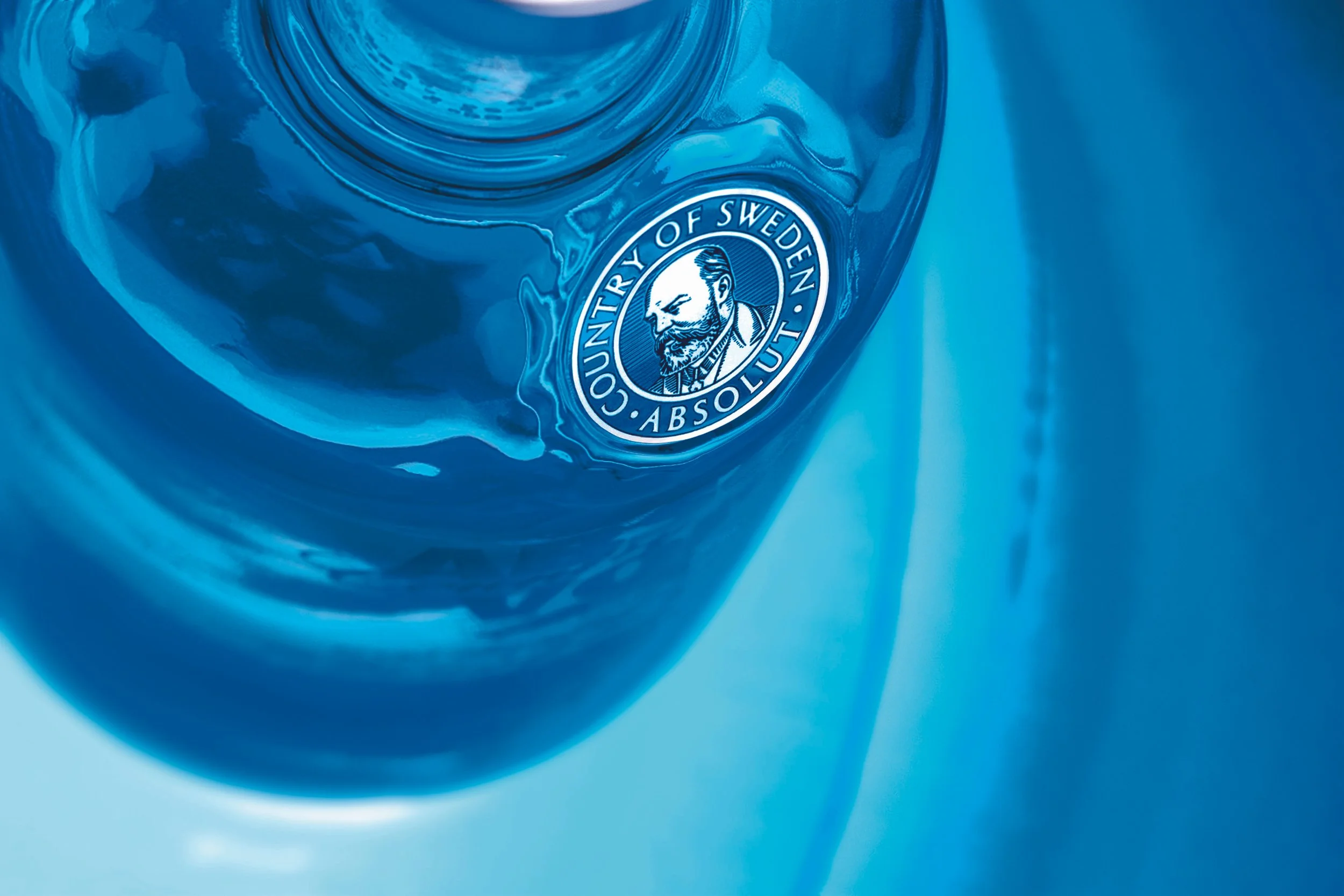 absolut_bottle_emblem.jpg