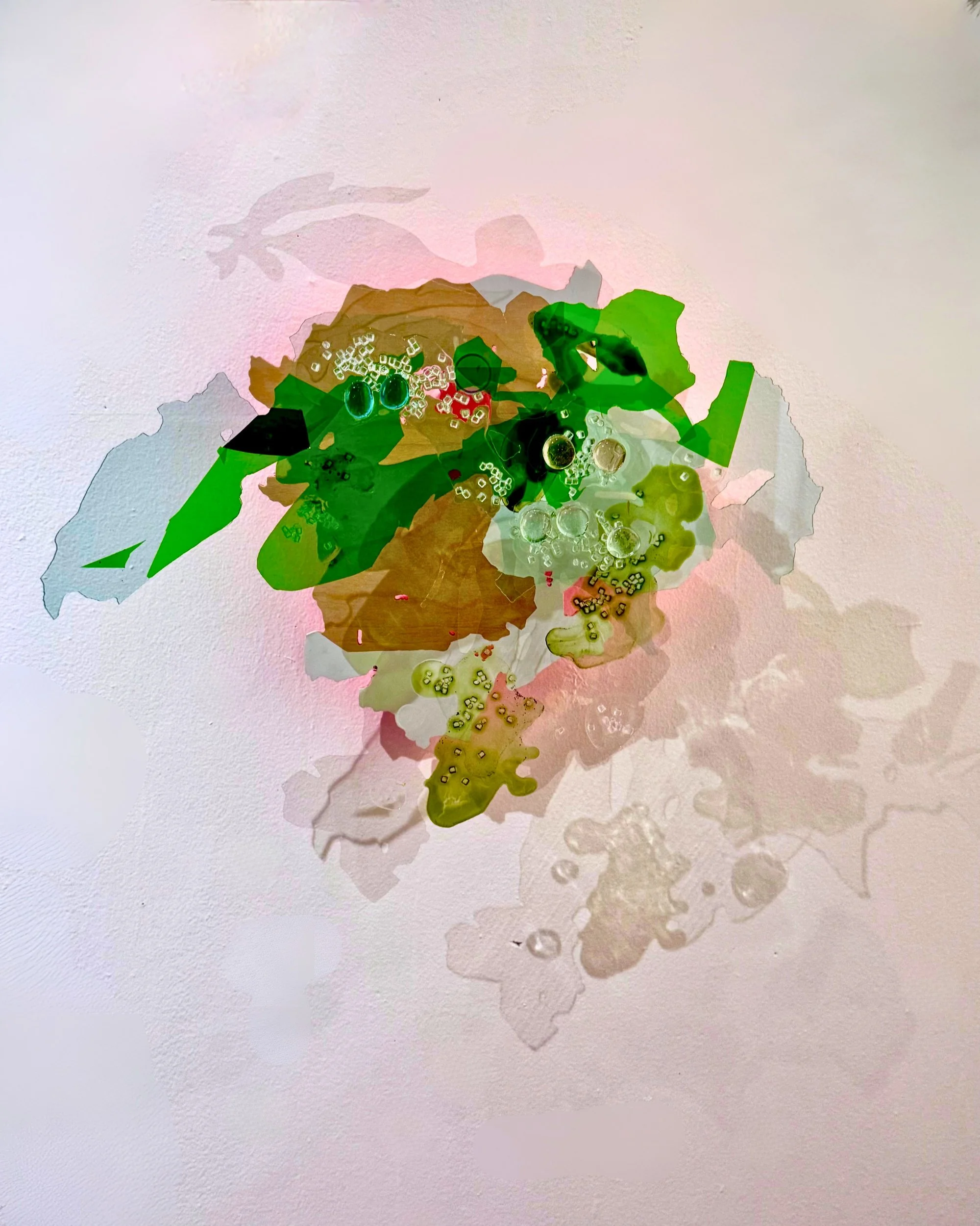 Vertical Drift #2
Birch wood, Plexiglas, adhesive color gels, aquarium items, acrylics, ink urethane 
16 x 17.5 x 6.25”
