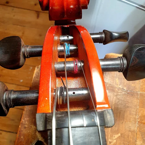 How to Change a Violin String Like a Pro | Step-by-Step Guide — Bridge ...