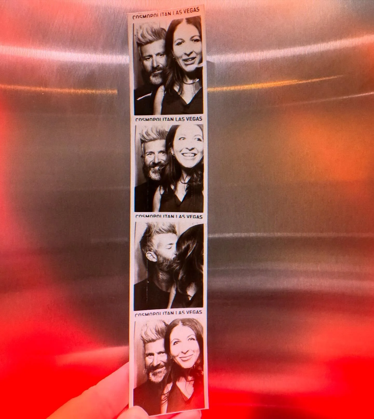 14 👩🏻&zwj;❤️&zwj;💋&zwj;👨🏻 @tylerthestick 

#anniversary #lovestory