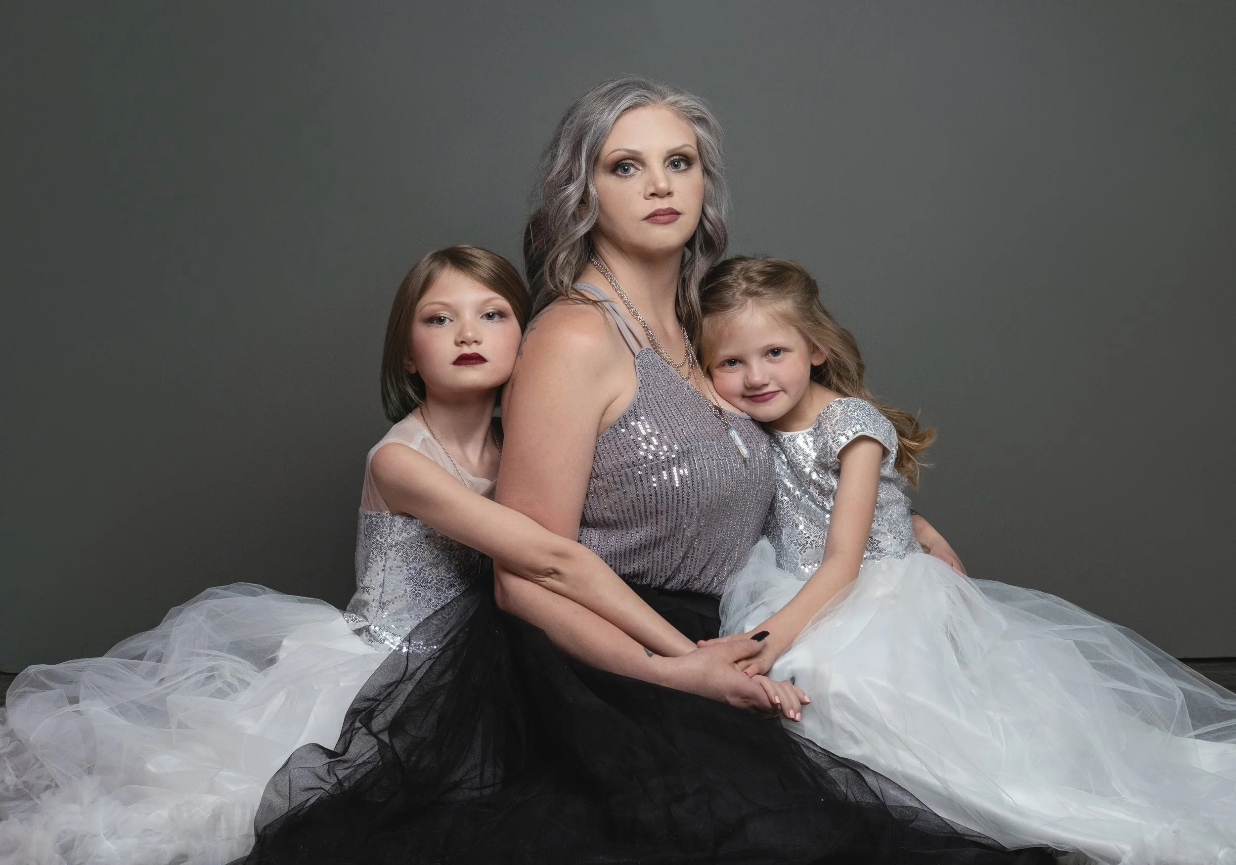 Mother/daughter photo shoot in northwest arkansas. NWA studio located in between Bella Vista and Bentonville Arkansas