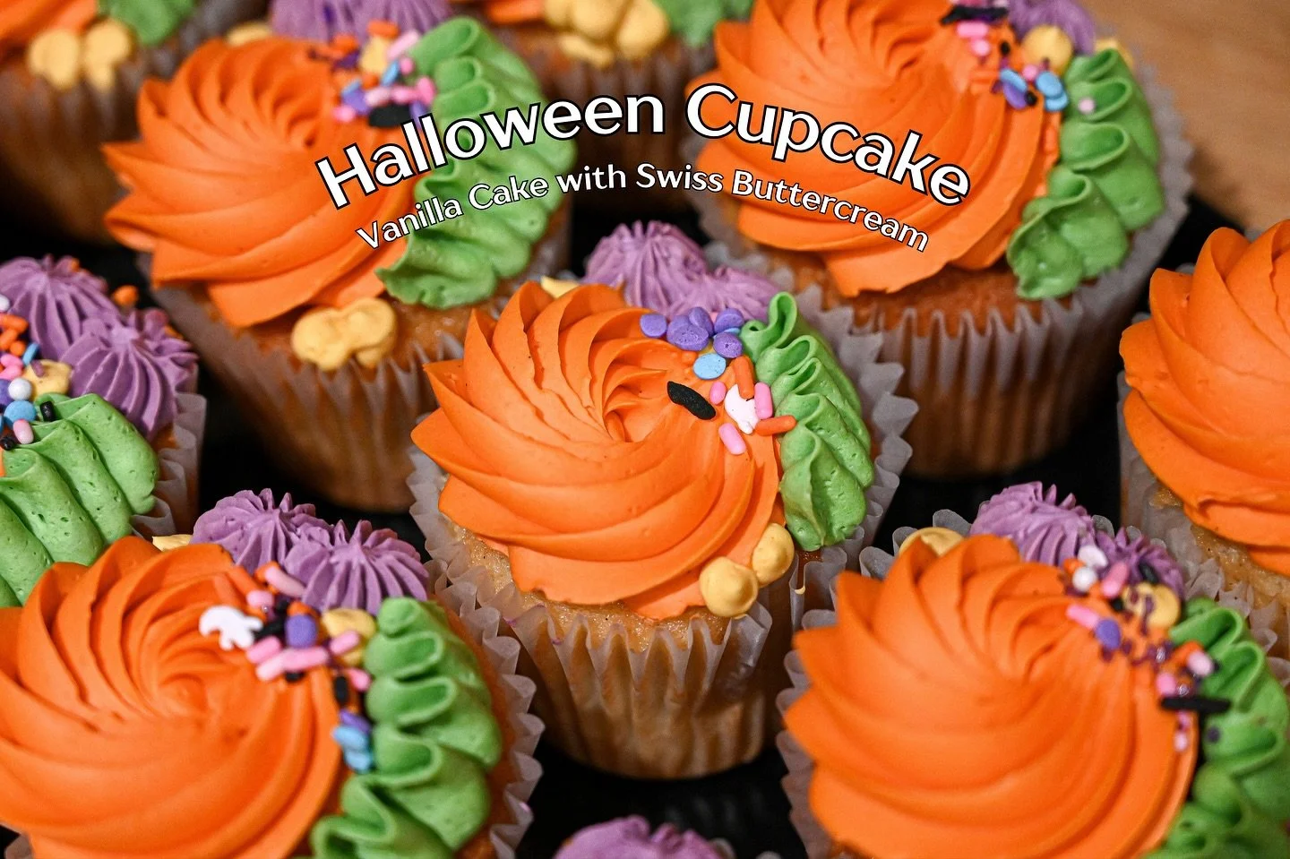 Happy Friday! π₯³ Come escape the rain with us at our bakery and coffee shop, open until 2 p.m. today. From fresh biscuits and gravy to hot breakfast sandwiches to rich espresso, we’ve got just the thing to warm you up and keep you going all day