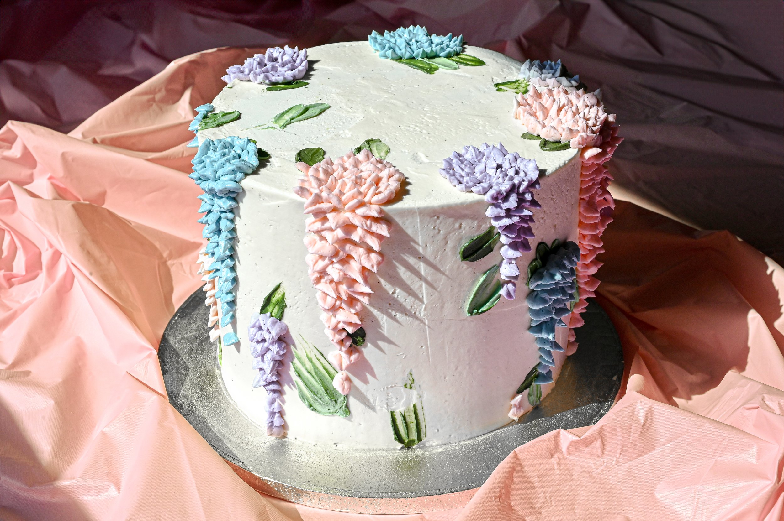 Vanilla Cake + Swiss Buttercream