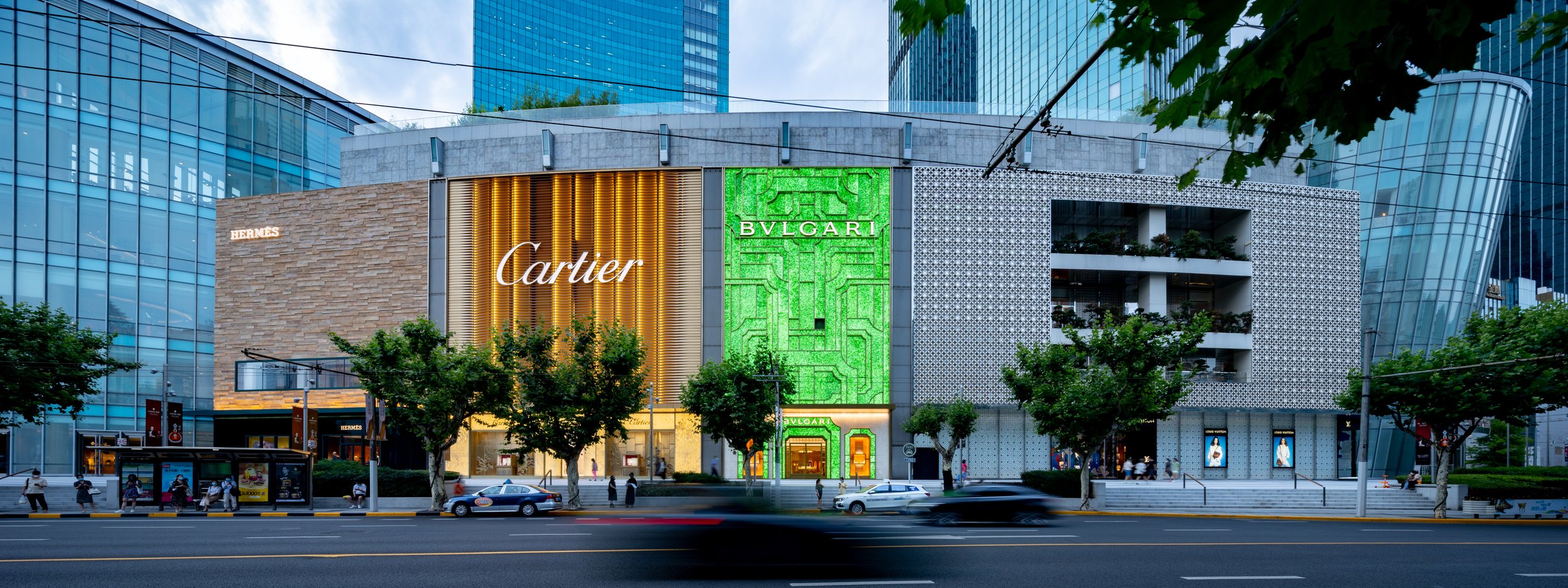 HANG Lung's Plaza 66 and Grand Gateway 66 received Top Ratings in Global Sustainable Building Certifications