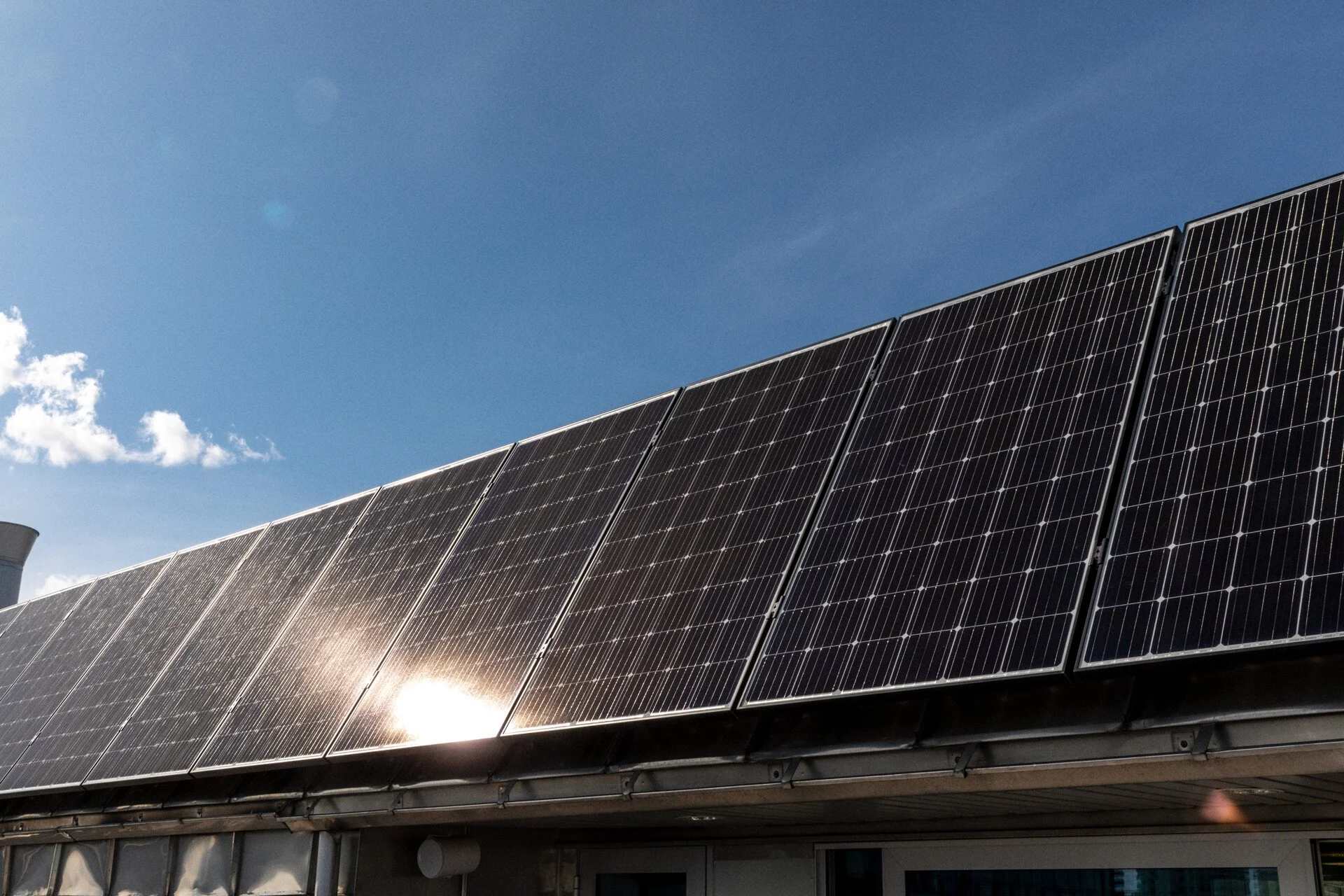 H&amp;M aims to decarbonize the fashion supply chain with a climate finance tool