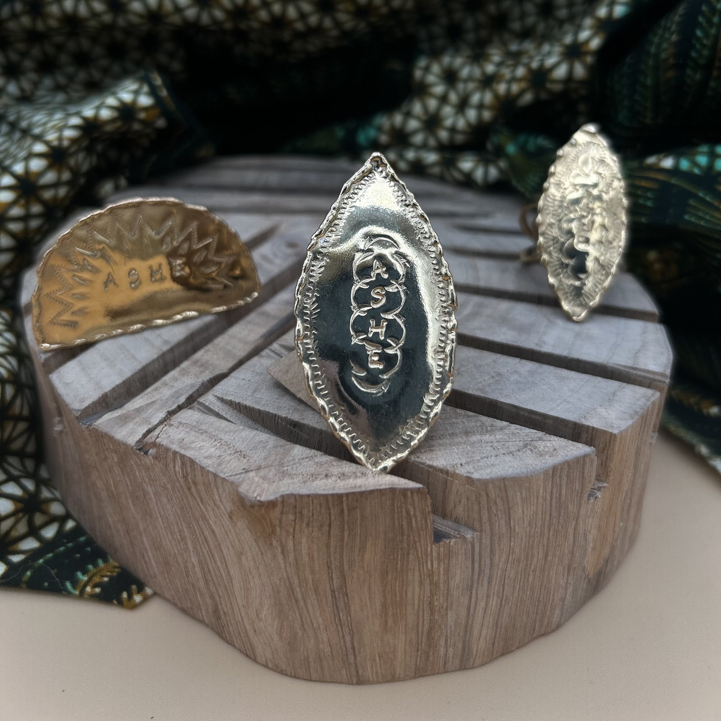 Ashé Golden Eye II Ring