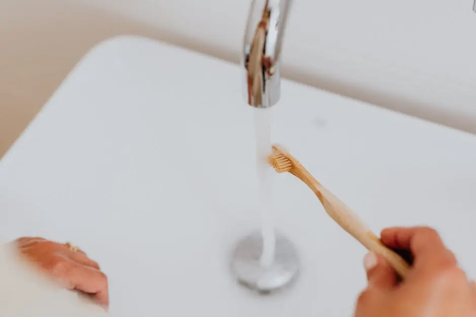 How Does a Handheld Bidet Contribute to Sustainable Living?