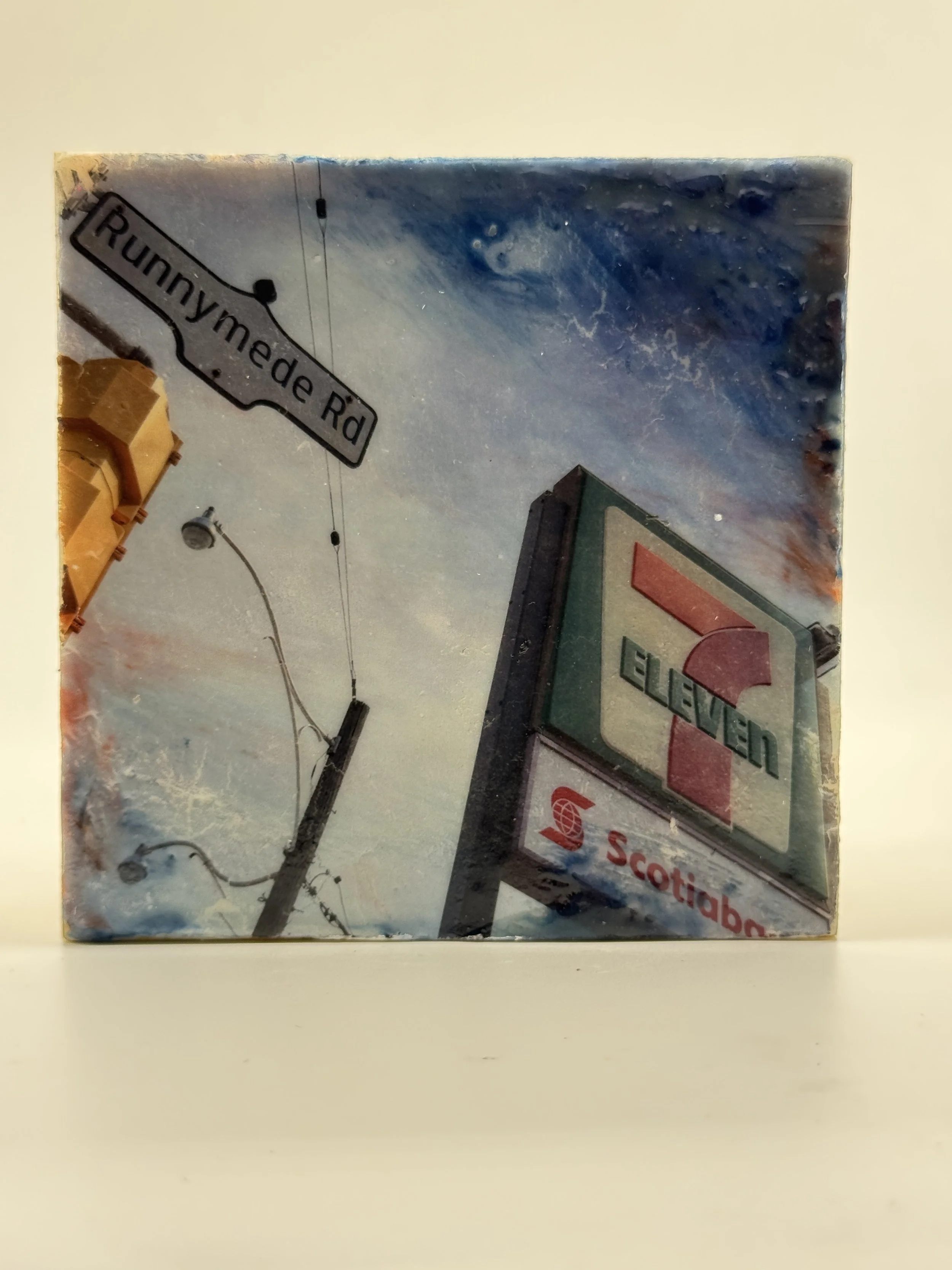 7-11 RUNNYMEDE RD_IMG_0800.JPG