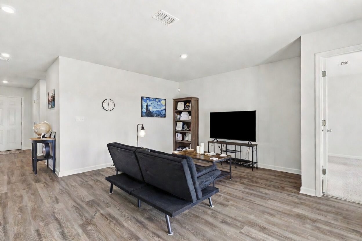 272 Laurel Springs Dr Macon_051.jpg