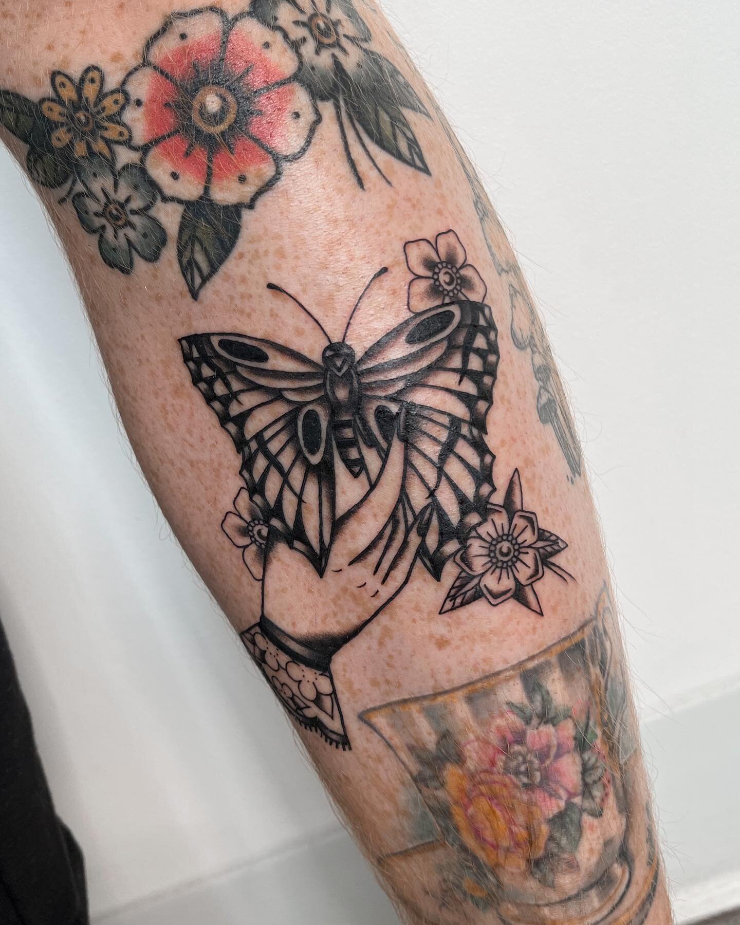 Absolutely love how this custom piece fits perfectly between her other tattoos, thank you Jillian!

PS&hellip; I will be opening my books sometime in the next few weeks and would love to do more work in this style! So grab those thinking caps and get