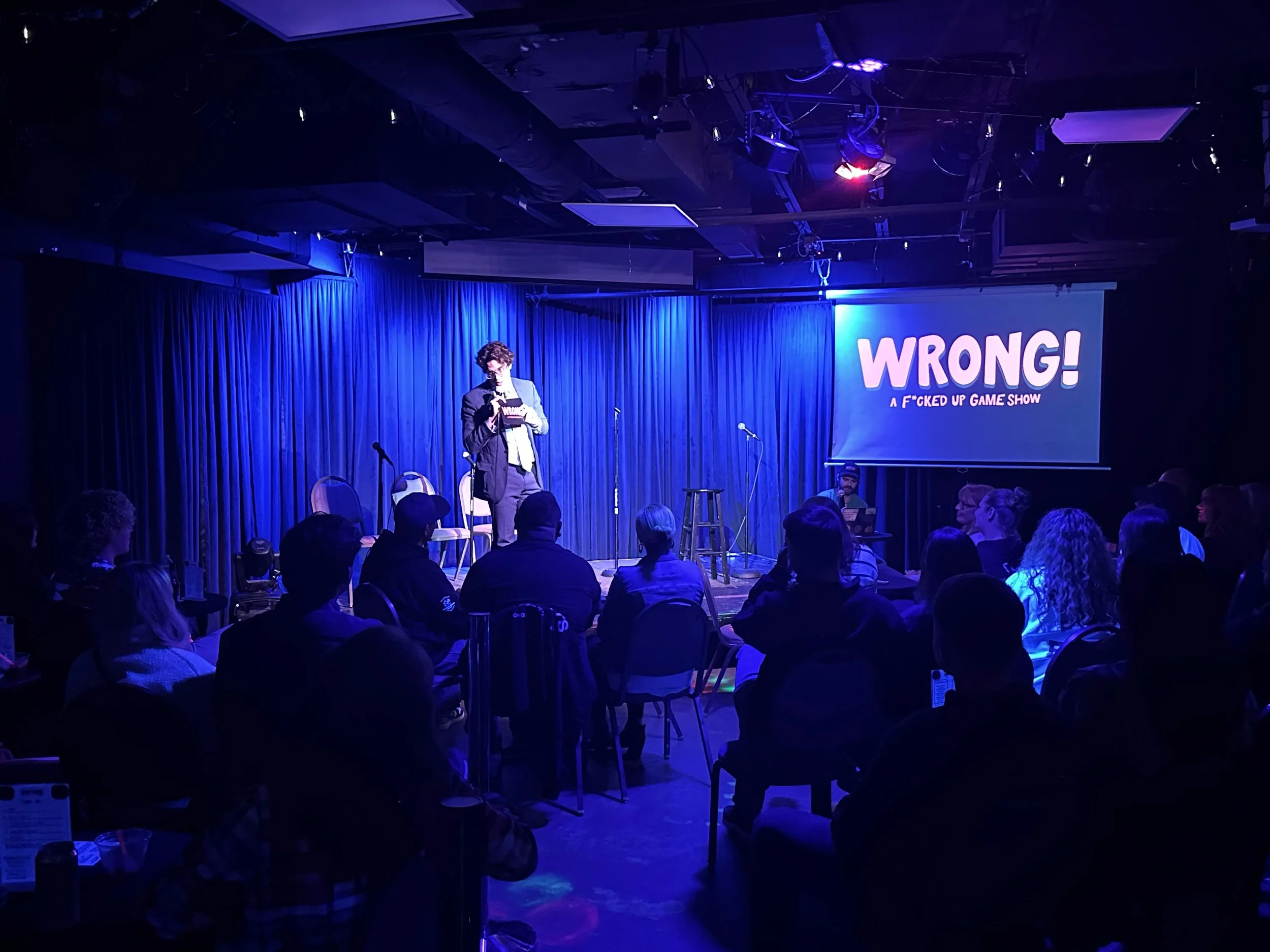 comedy-crowd-group.jpg