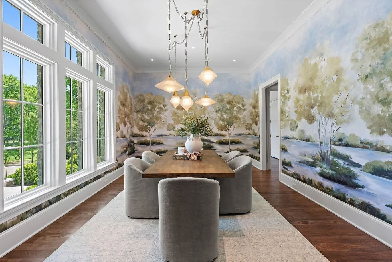 Take a look at the listing we 💙 this week!

A stunning estate on a spacious 1.4-acre lot, designed by renowned architect Sharon Pigott and built by Brett Design/Build. Located across the street from Hillwood Country Club, this home delivers luxury i