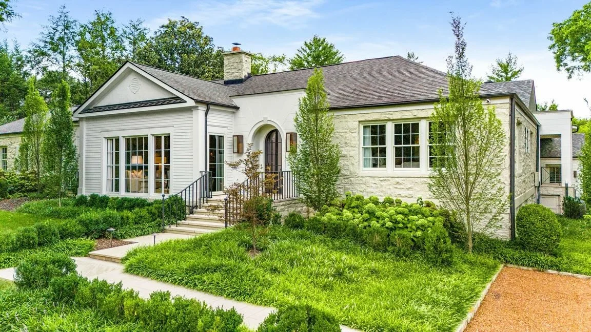 Take a look at the listing we 🤍 this week!

A Belle Meade stunner, expertly reimagined by Cates Builders. Over an acre of beautifully manicured grounds, light-filled living spaces, a marble kitchen with butler&rsquo;s pantry, and a private primary s