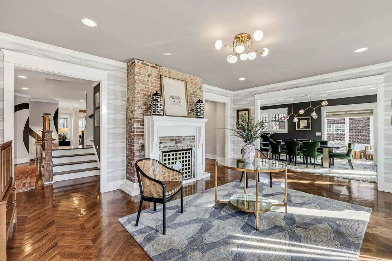 Take a look at the listing we 🤍 this week!

A classic 1927 residence, beautifully reimagined into a design-forward estate. Behind the historic fa&ccedil;ade lies over 7,300 square feet of thoughtfully renovated living space, blending timeless charac