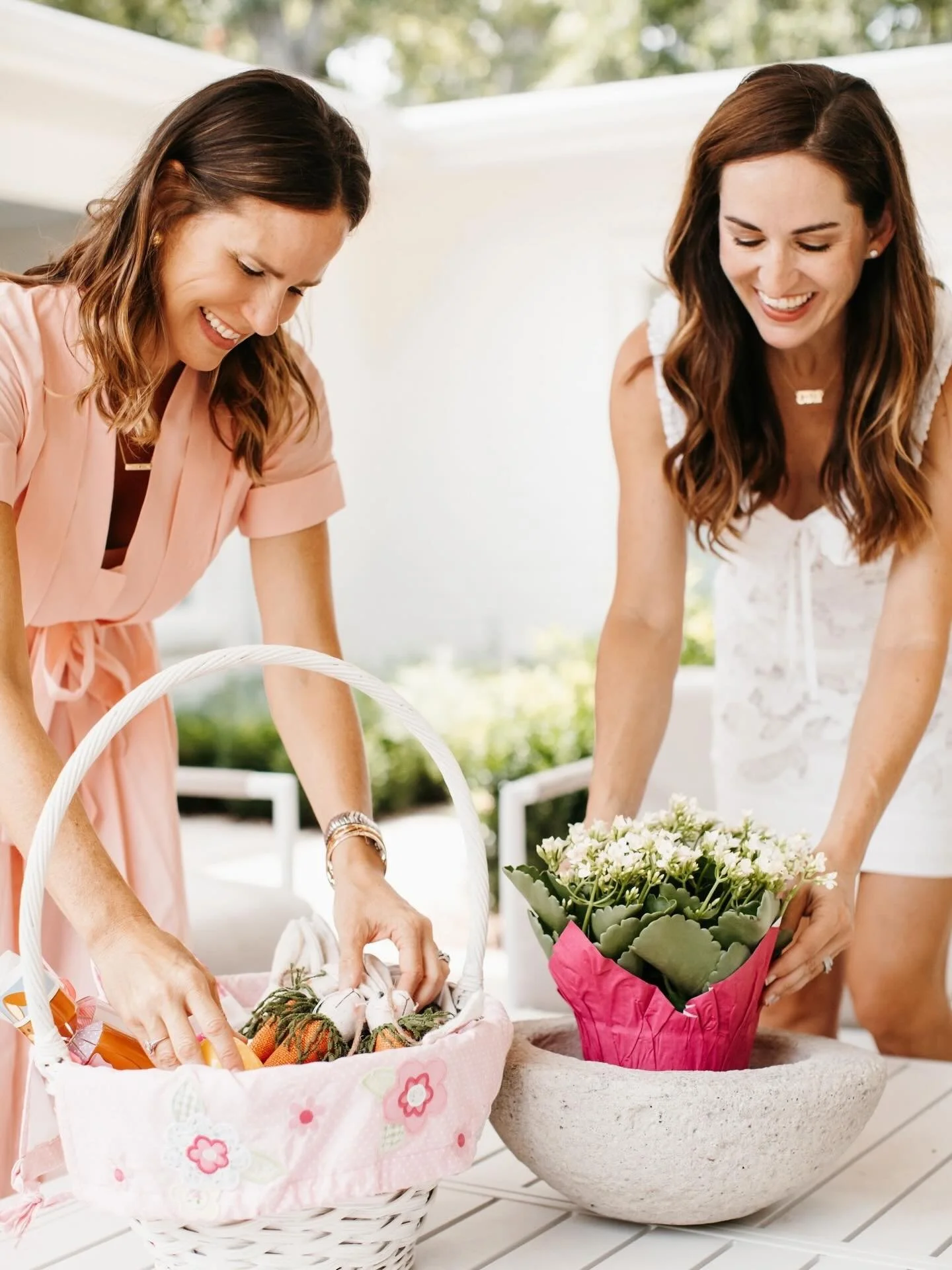 Happy Easter from Happy Tara Homes 🌷 

Celebrating a sunshine-filled day, time with the ones we love, and the homes that hold it all!