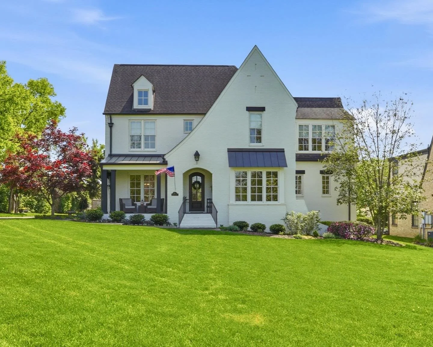 This is the Green Hills home you&rsquo;ve been waiting for ✨

1725 Stokes Lane blends timeless design, elevated finishes, and a location that truly can&rsquo;t be beat. Built by Seth Argo of Focus Builders, every detail feels intentional&mdash;from t