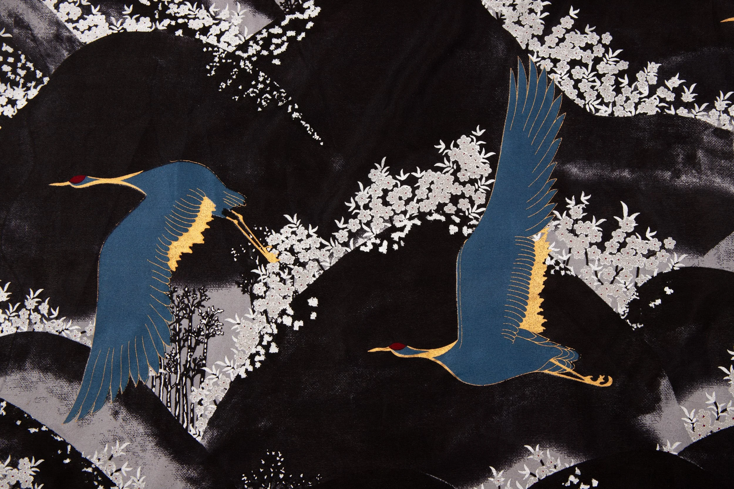 black_ crepe_silk_scarve_0009.jpg