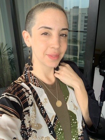 Lilian in her new Shani Solomon kimono jacket Singapore January 2020.jpg