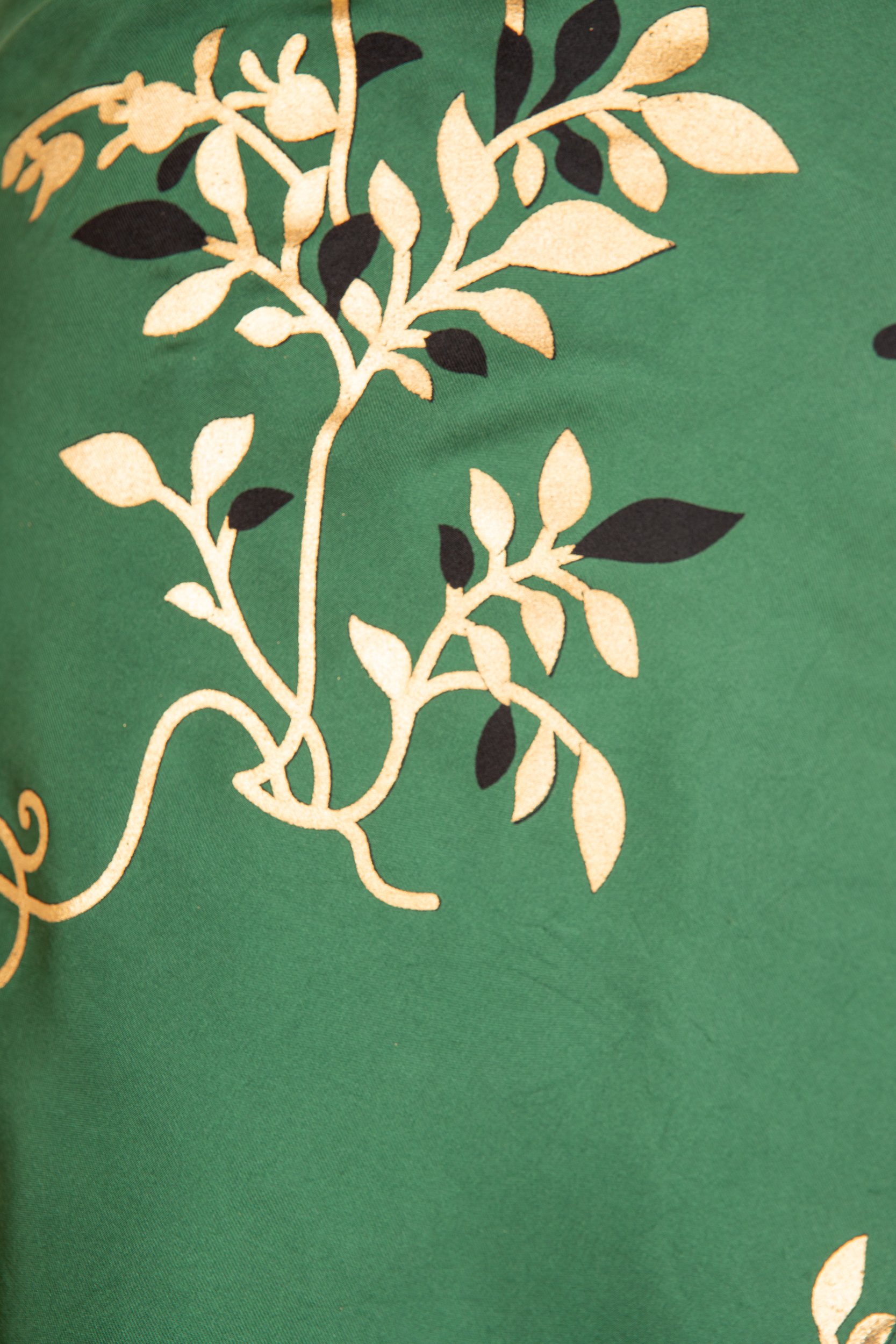 green_silk_wrap_skirt_002.jpg