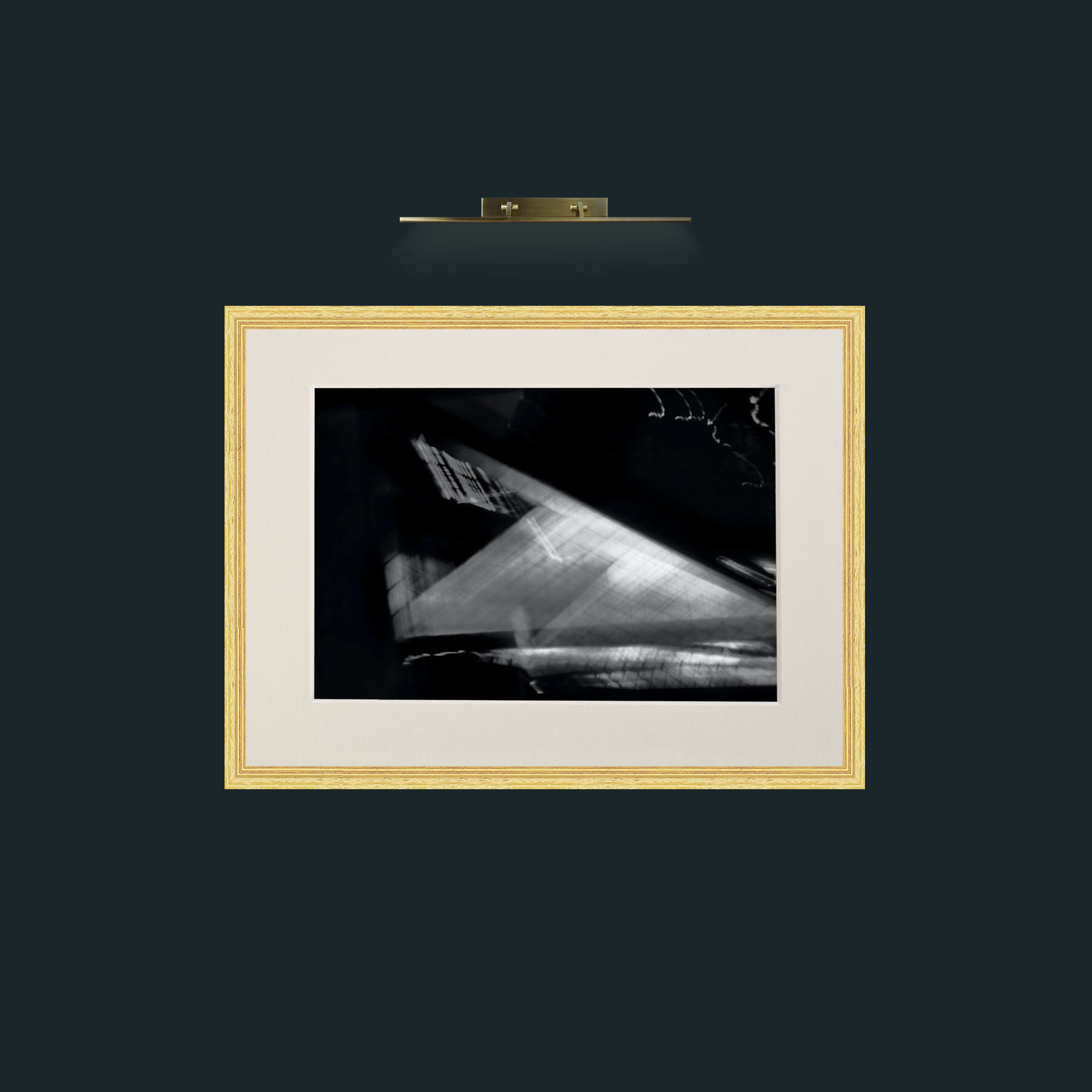 Art-Monokhrome-Frame-4BevelledGilt-Mount-1Antique.jpg