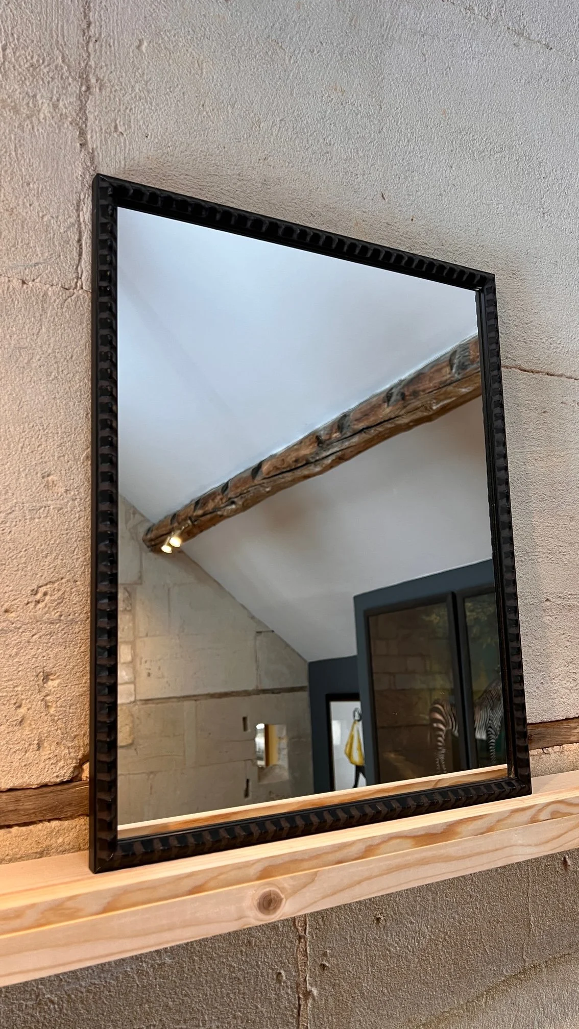 Mirror.jpg